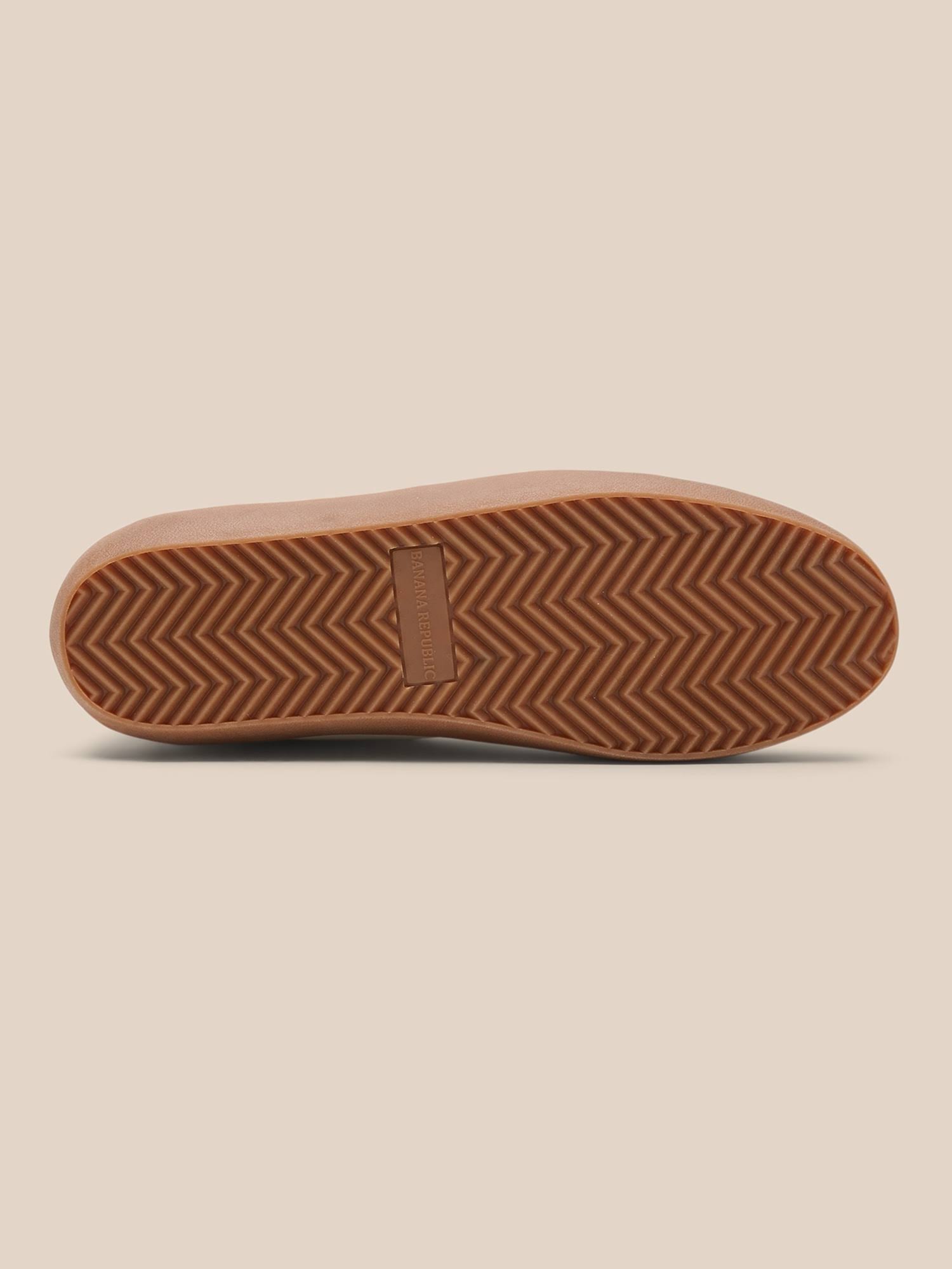 Banana Republic Women's Essential Sneaker Warm White Leather Size 11