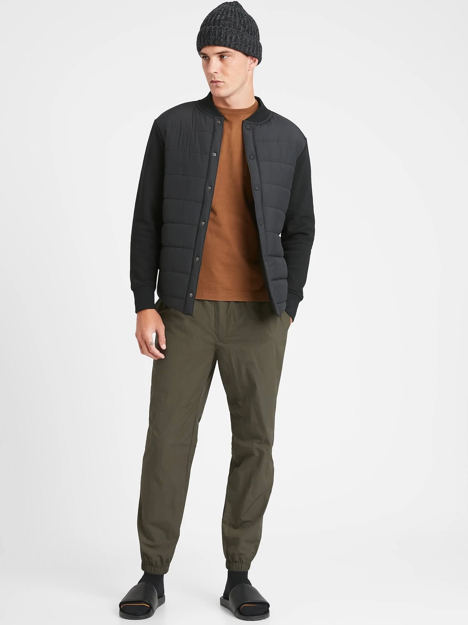 Banana Republic Men's Slim Water-Repellent Jogger Deep Green Tall Size M