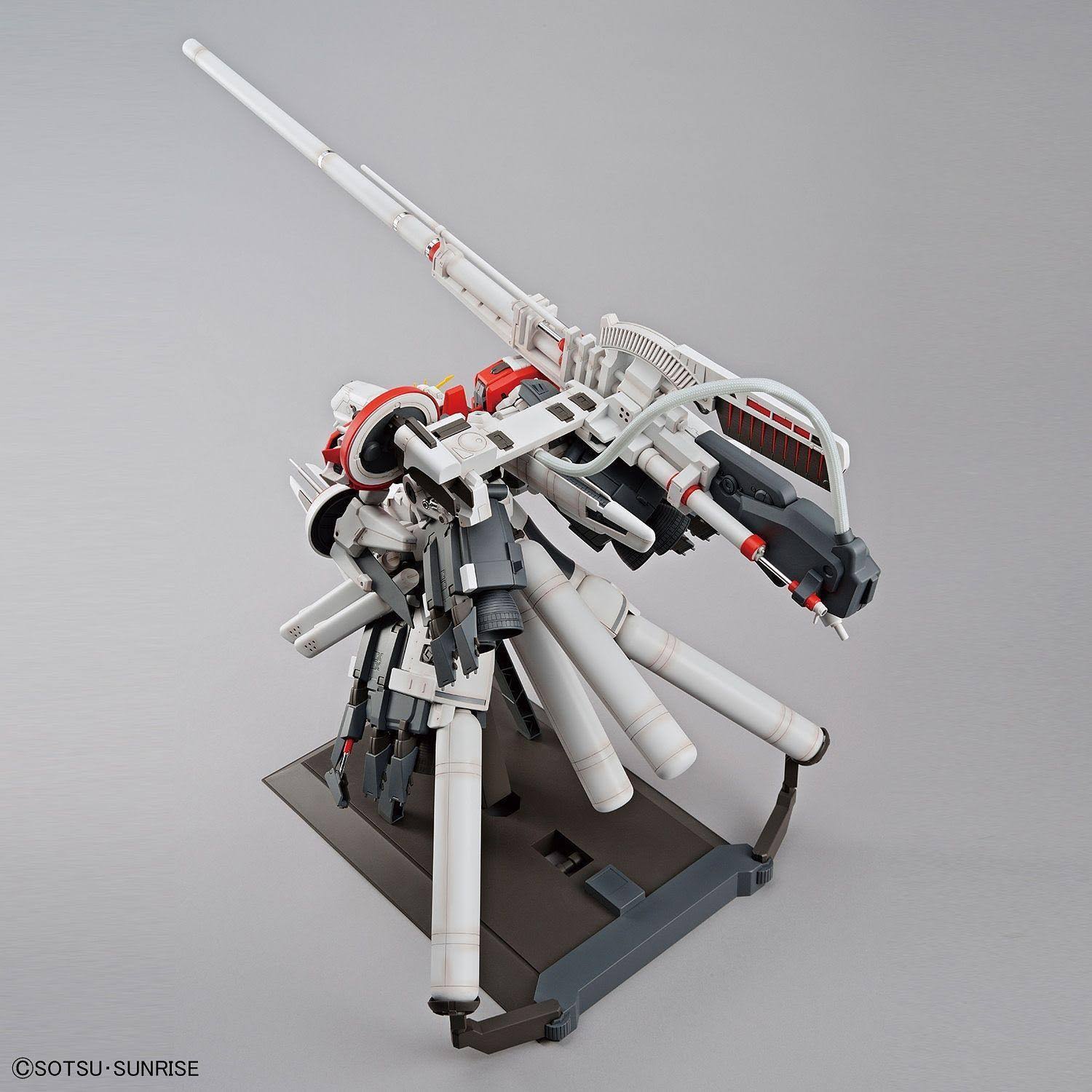 Bandai Gundam mg 1/100 Plan303E Deep Striker