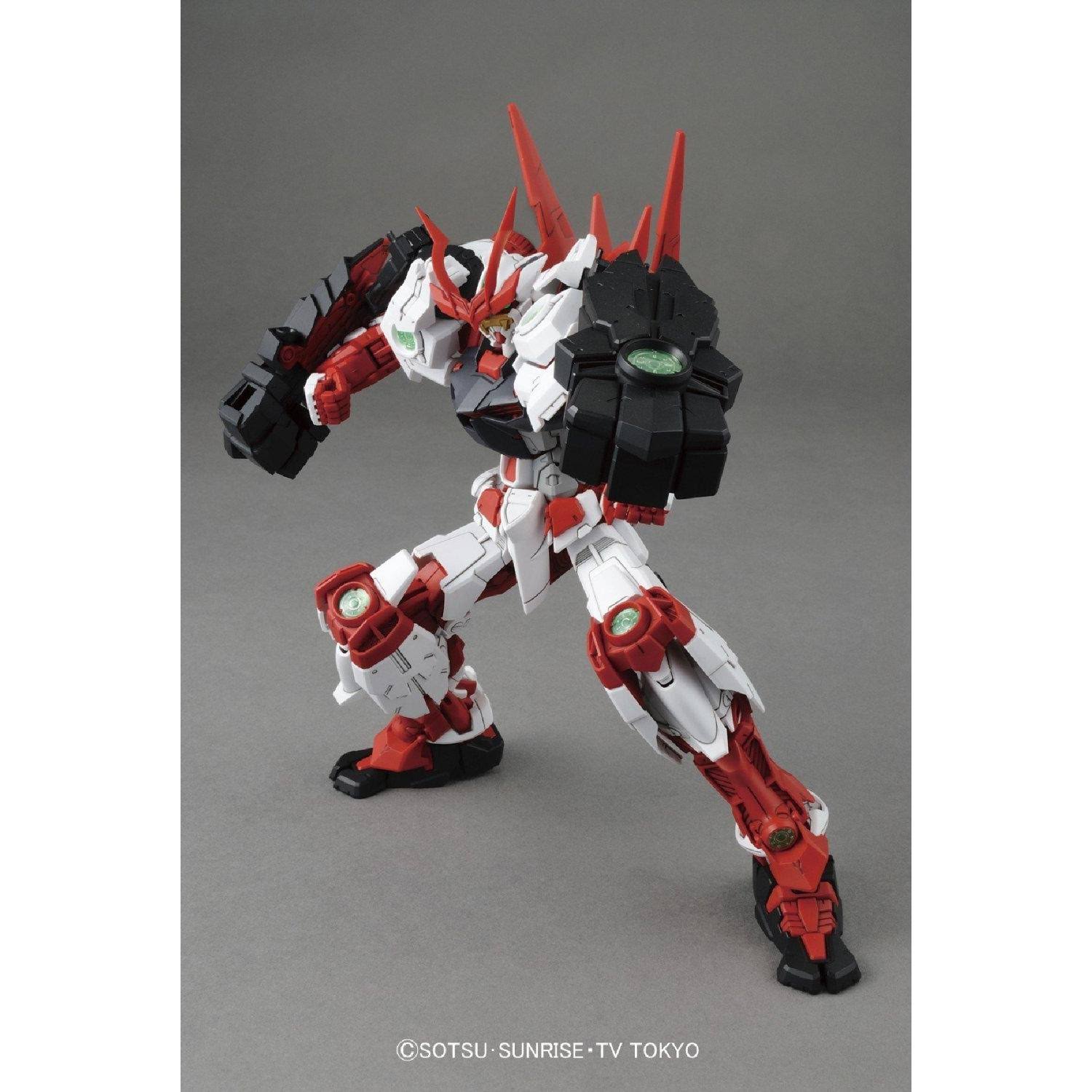 mg 1/100 Sengoku Astray Gundam