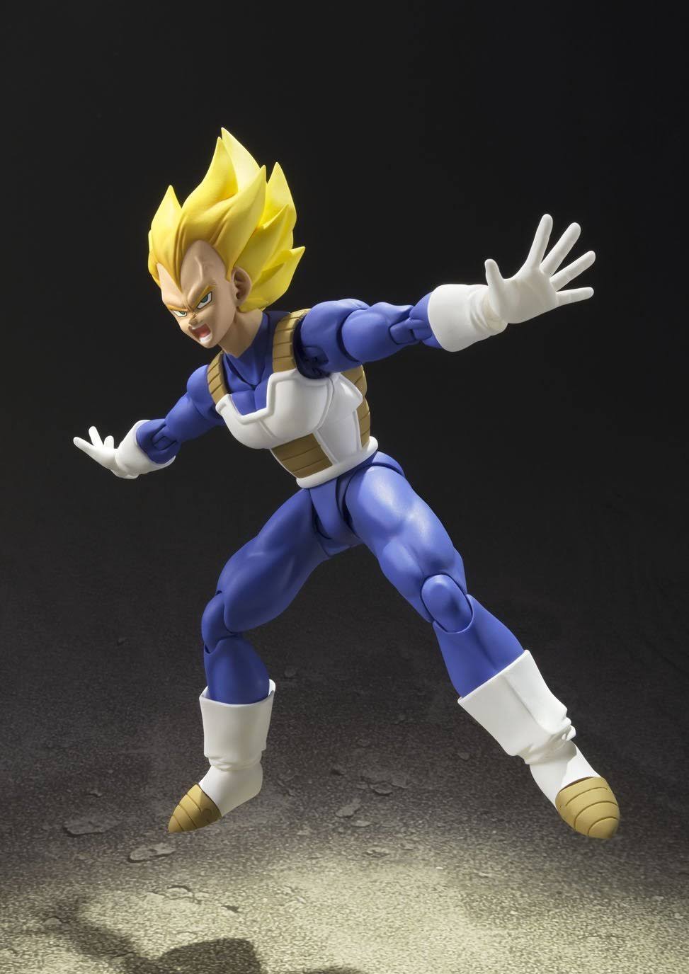Dragon Ball Z: Super Saiyan Vegeta S.H.Figuarts Action Figure