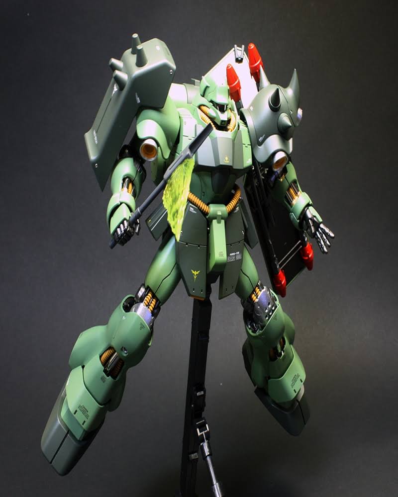 Bandai Gundam mg 1/100 Geara Doga