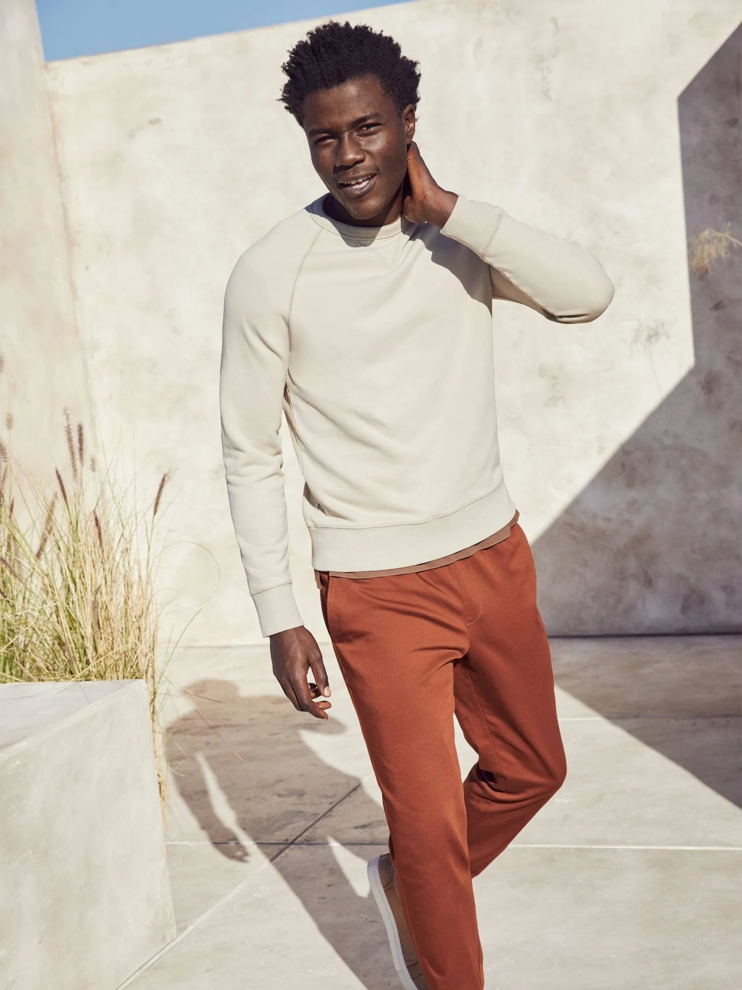 Banana Republic Men's Organic Traveler Jogger Rust Size XL