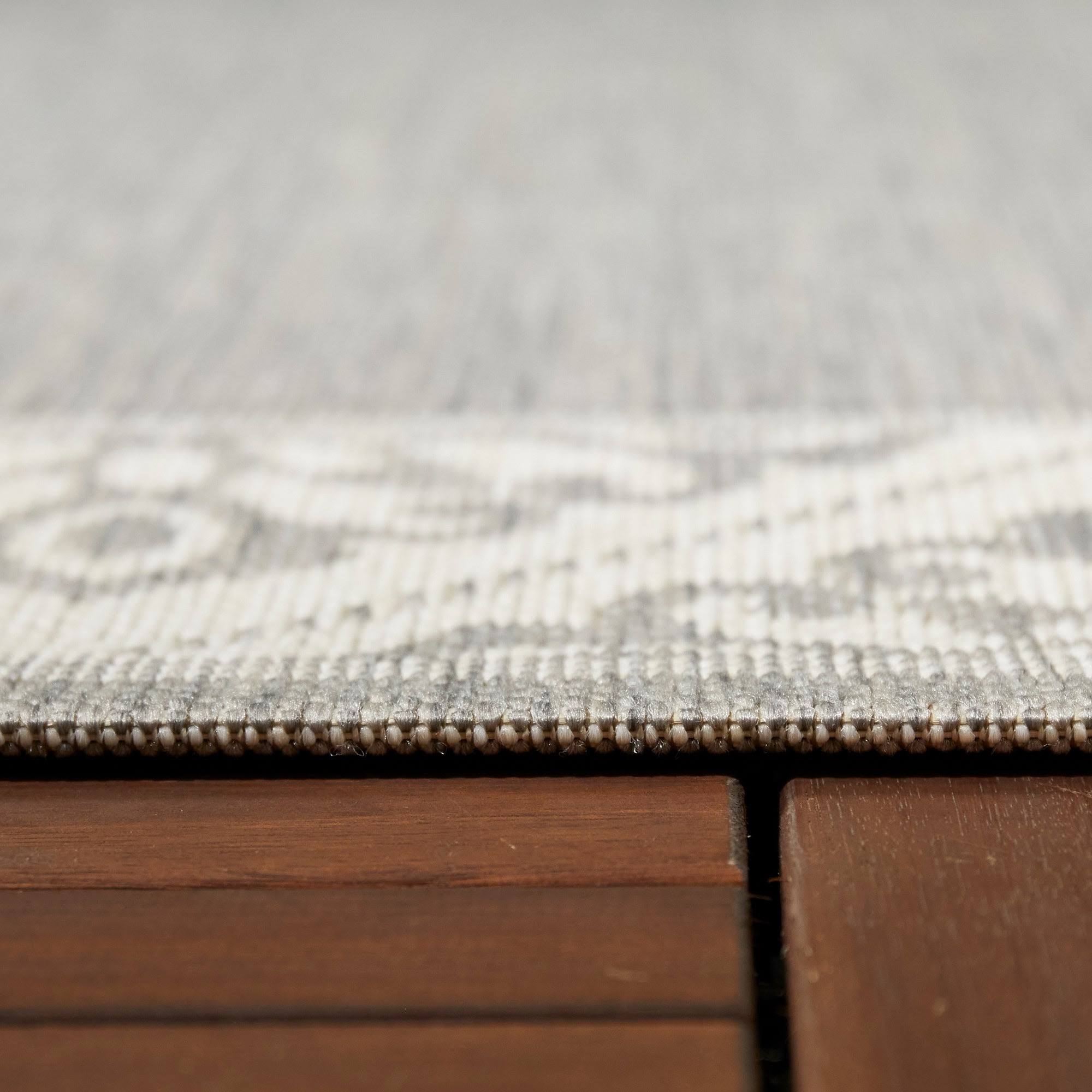 Signature Home Manor Indoor/Outdoor Area Rug (5&3 x 7&4 - Brown), BALTA
