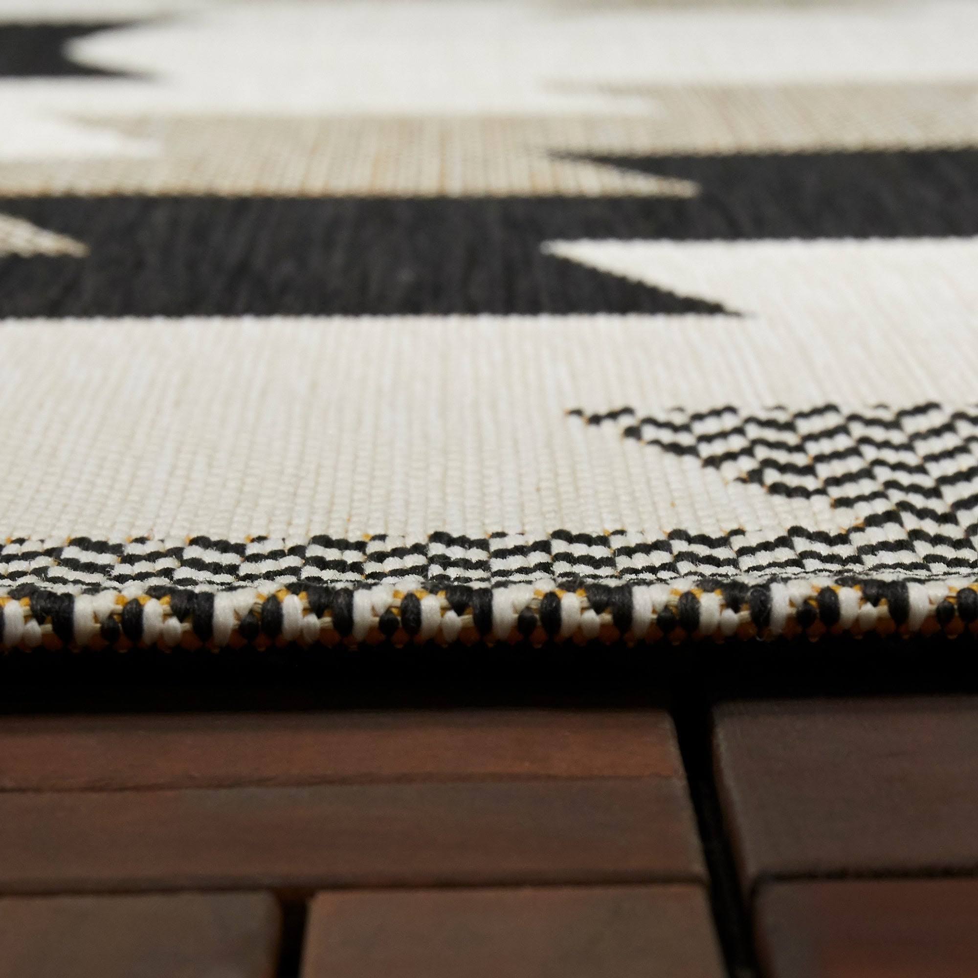 BALTA Levete Dark Brown 5 ft. x 7 ft. Southwestern Indoor/Outdoor Area Rug
