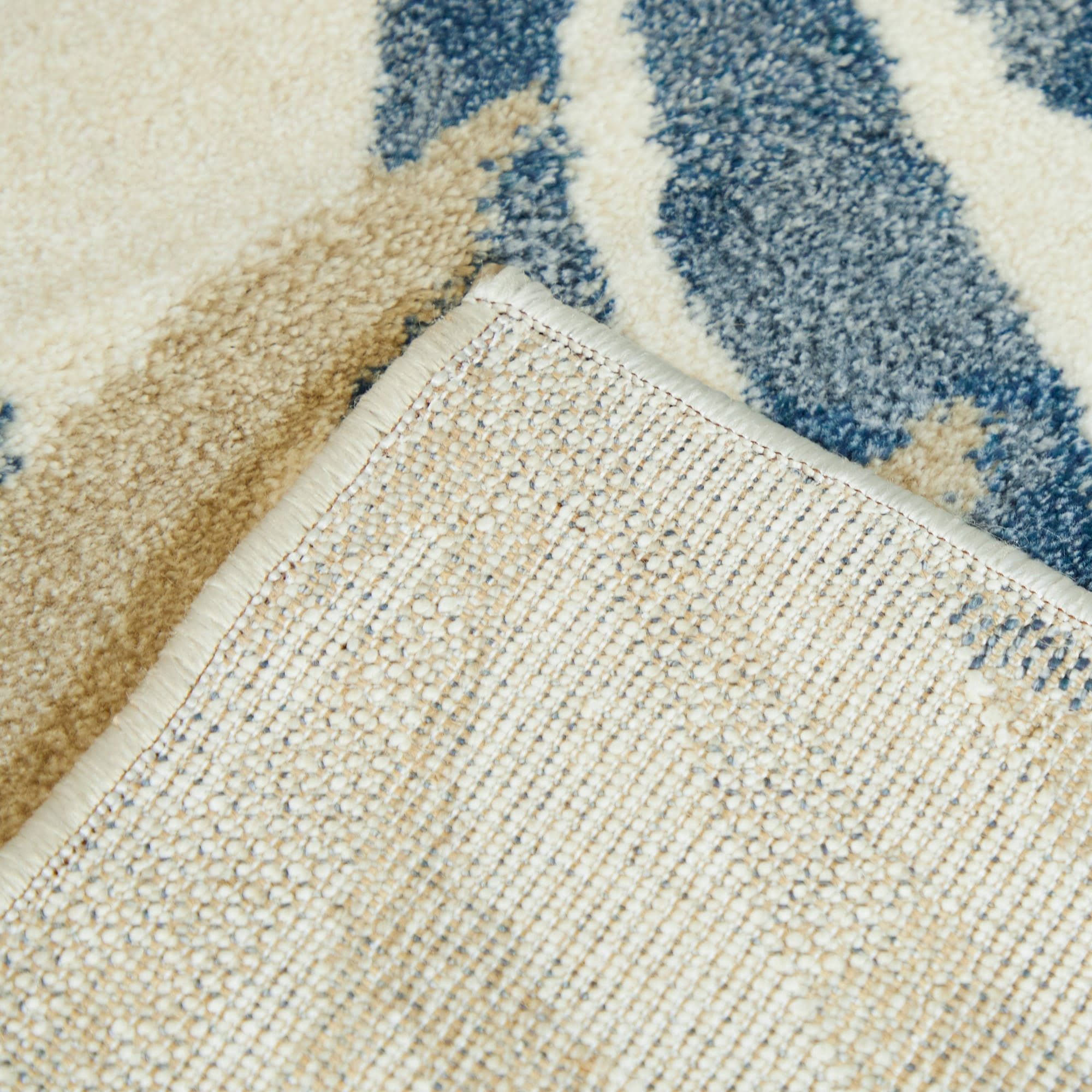 Margaret Tropical Area Rug - 5&3x22 x 7&