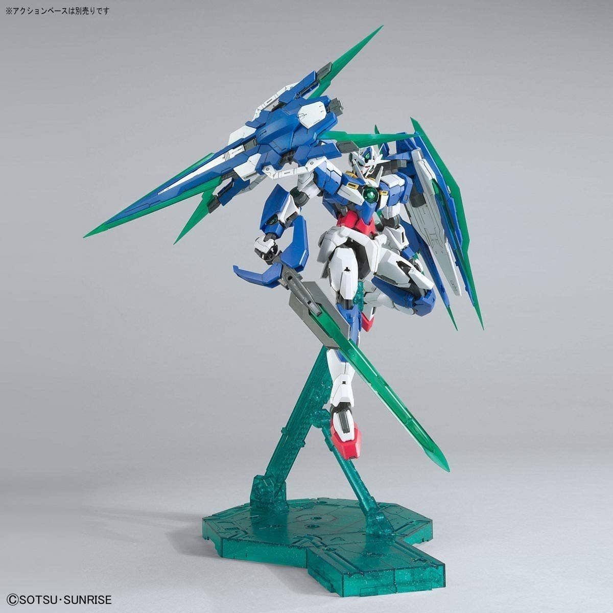 Bandai Gundam mg 1/100 00 QAN[T] Full Saber