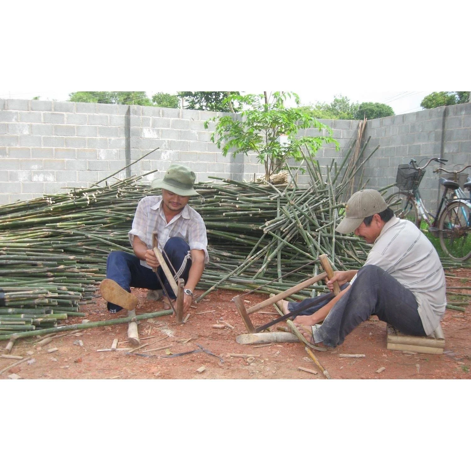 Bamboo54 5316 Flexible Bamboo Screen with Stand