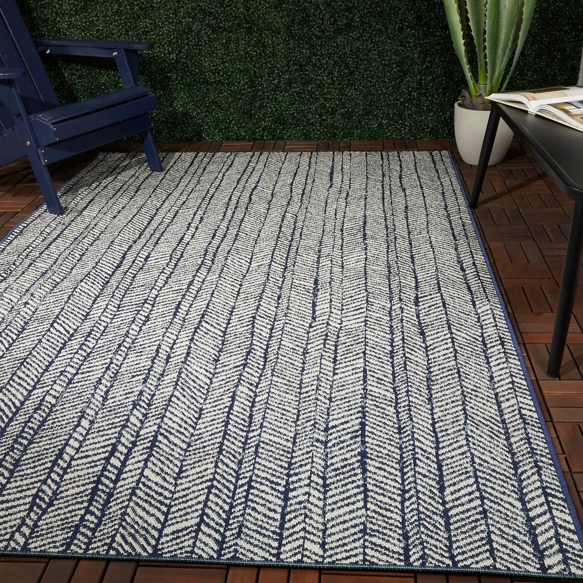 BALTA Yates Navy 8 ft. x 10 ft. Contemporary Indoor/Outdoor Area Rug, Blue
