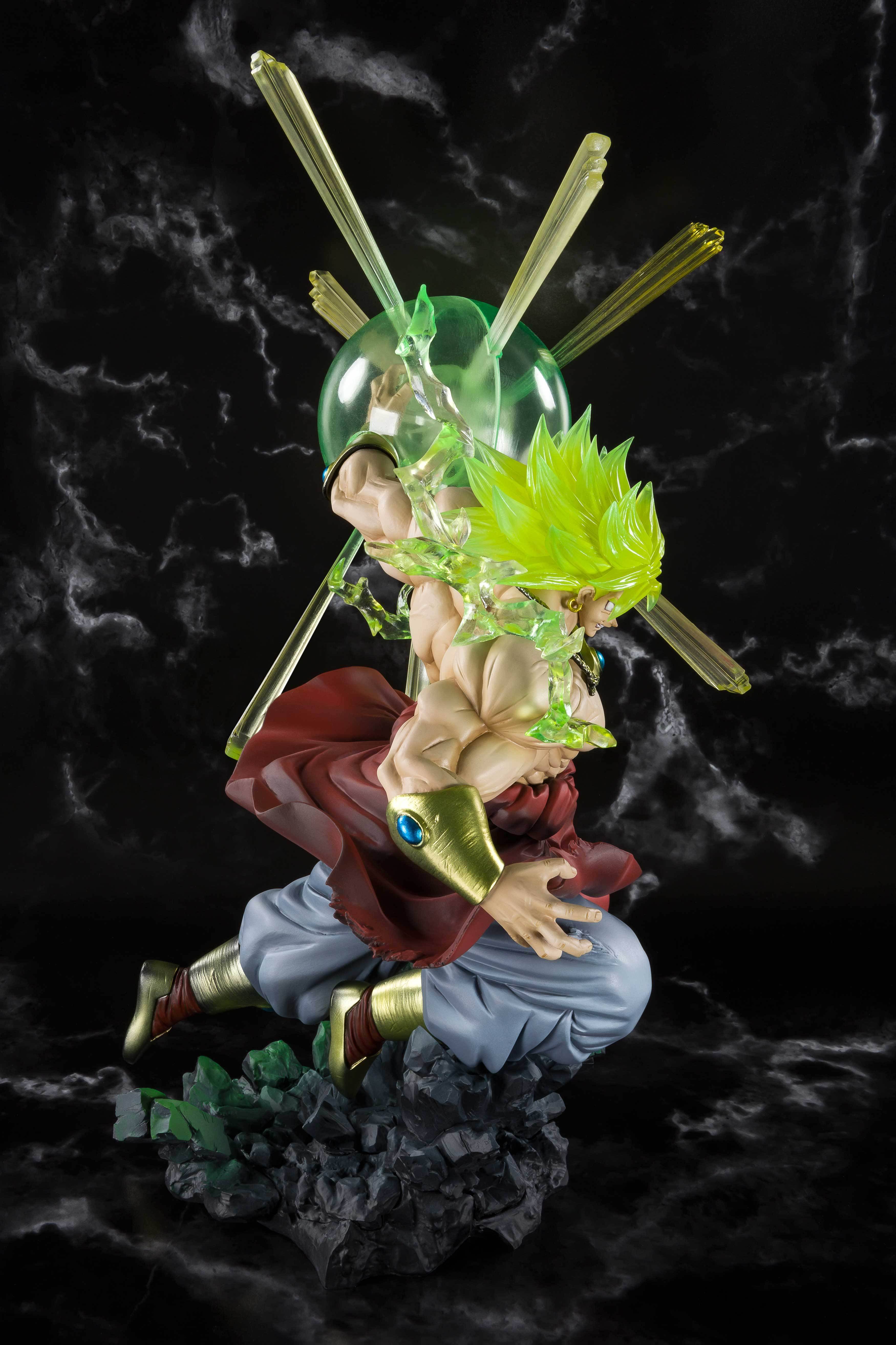 Dragon Ball Z FiguartsZERO Super Saiyan Broly (The Burning Battles)