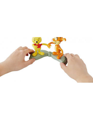 Hug and Happy - Winnie The Pooh, Tigger