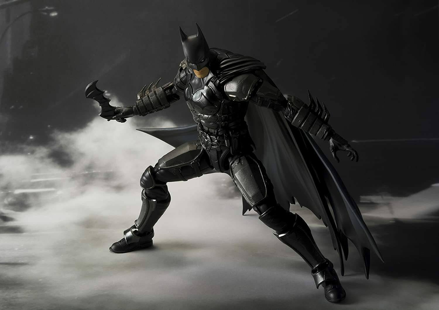 S.H.Figuarts Batman Injustice Ver Action Figure Bandai Tamashii Nations Japan