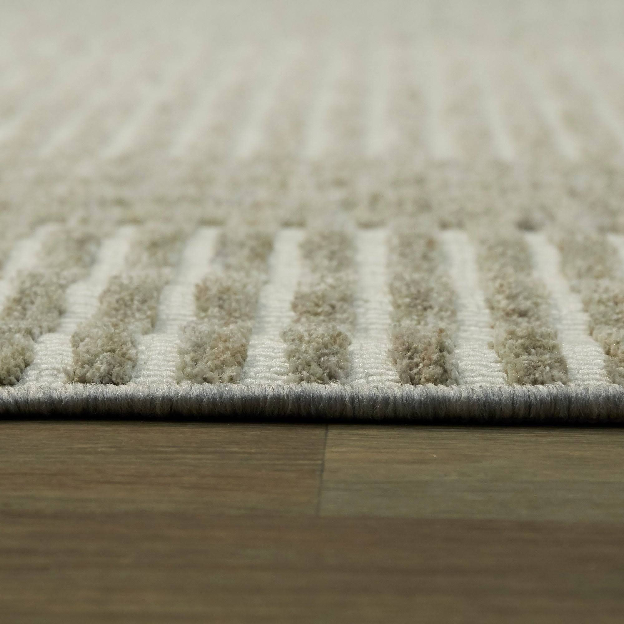 Sinclair Contemporary Area Rug - 5&3x22 x 7& - Tan