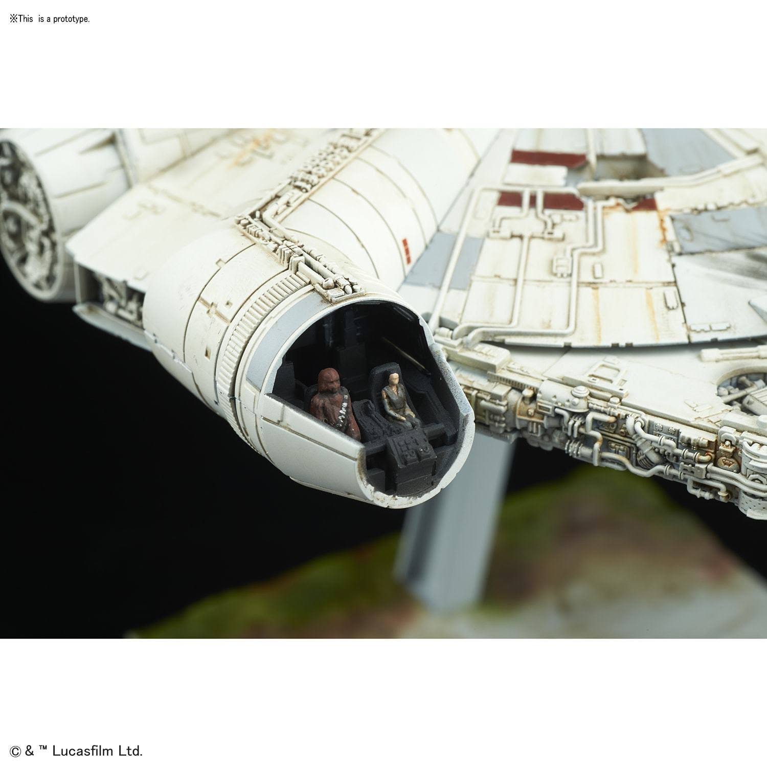 Millennium Falcon Star Wars The Last Jedi Bandai 1/144 Plastic Model