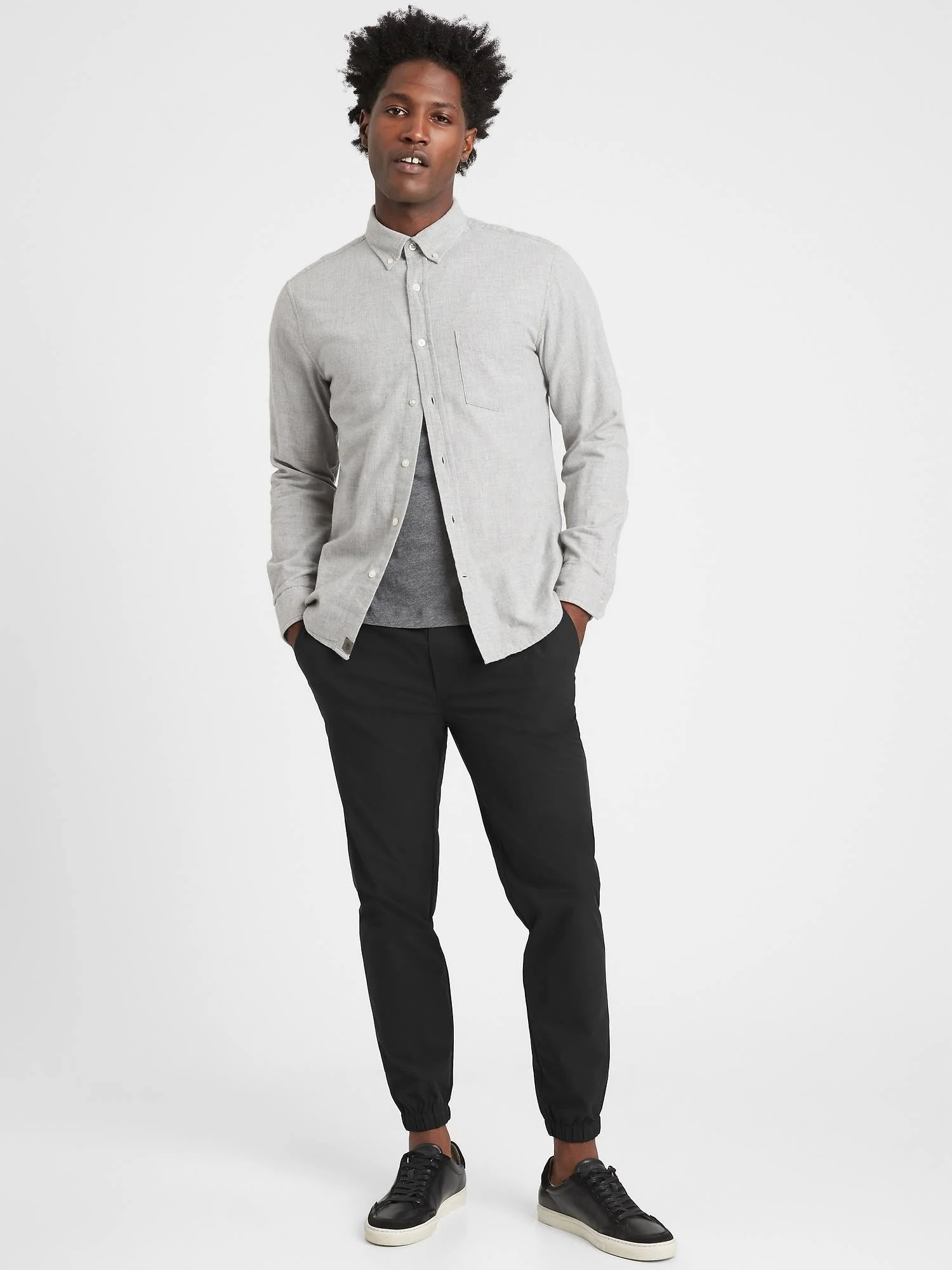 Banana Republic Men's Slim Motion Tech Jogger Black Size L