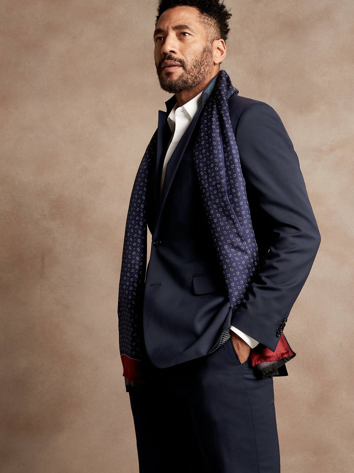 Banana Republic Men's Standard Italian Wool Suit Jacket Navy Size 38 Short