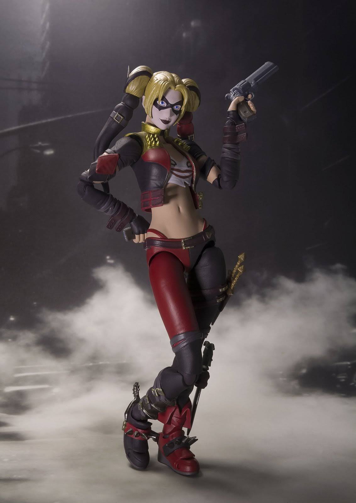 Harley Quinn Injustice Version S.H. Figuarts Action Figure