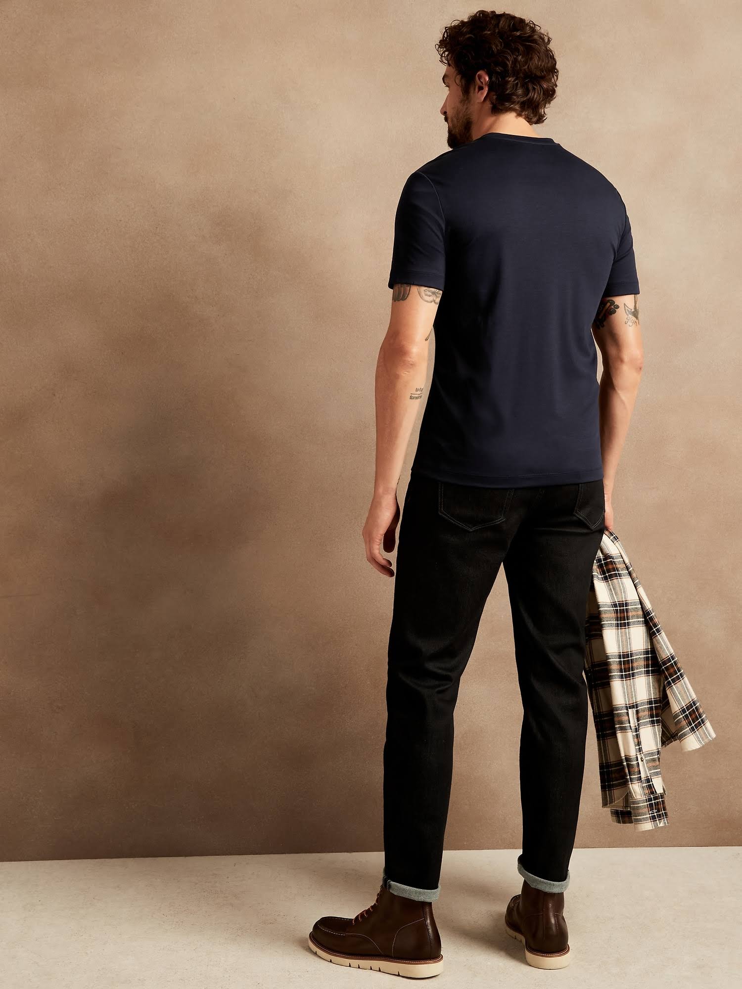 Banana Republic Men's Luxury Touch Performance V-Neck T-Shirt Navy Size S