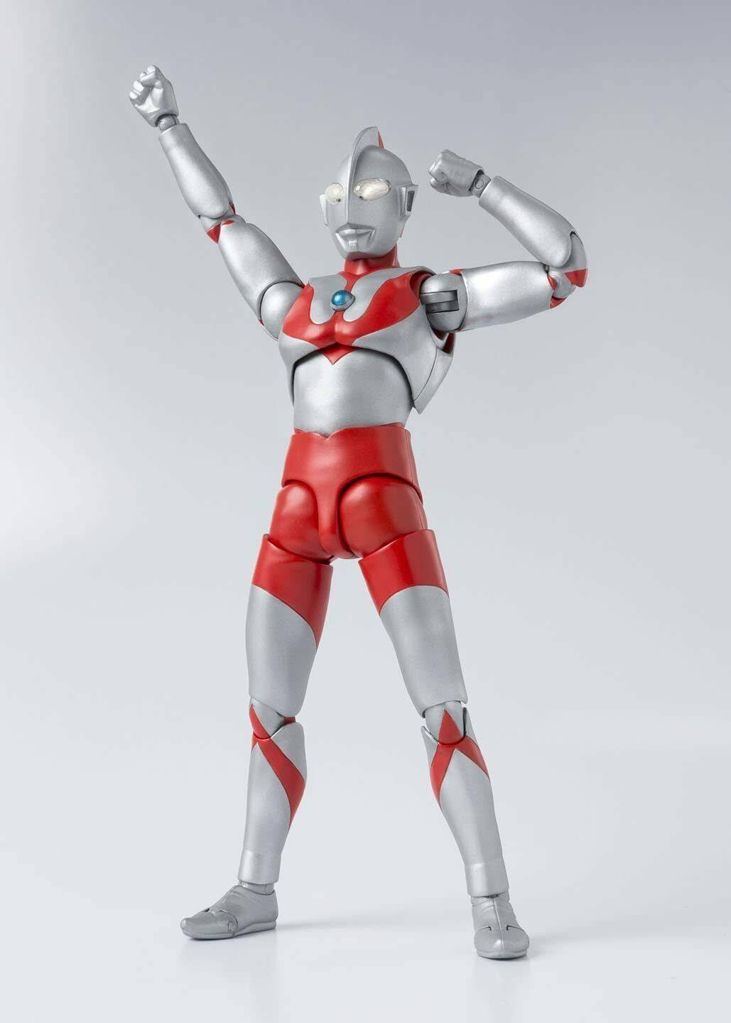 Ultraman S.H. Figuarts Action Figure - Ultraman