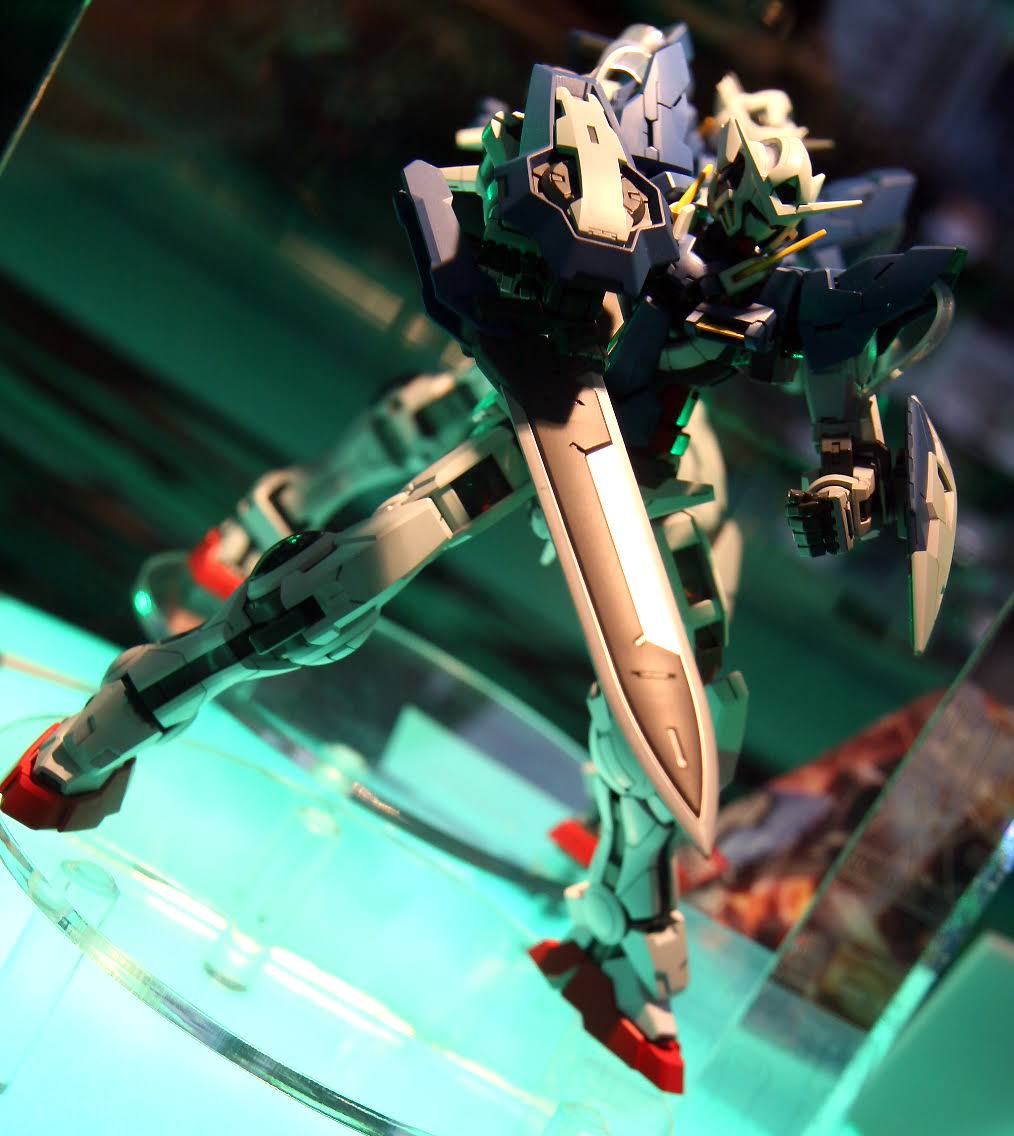 Bandai Gundam mg 1/100 Exia