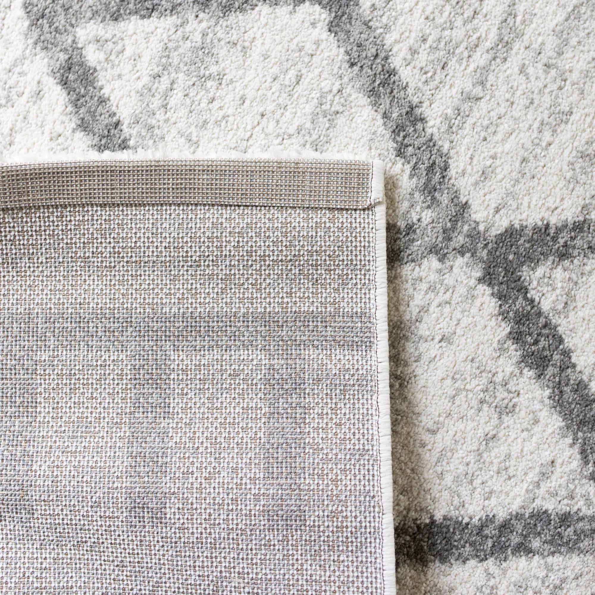 BALTA Rugs Arman Transitional Trellis Area Rug