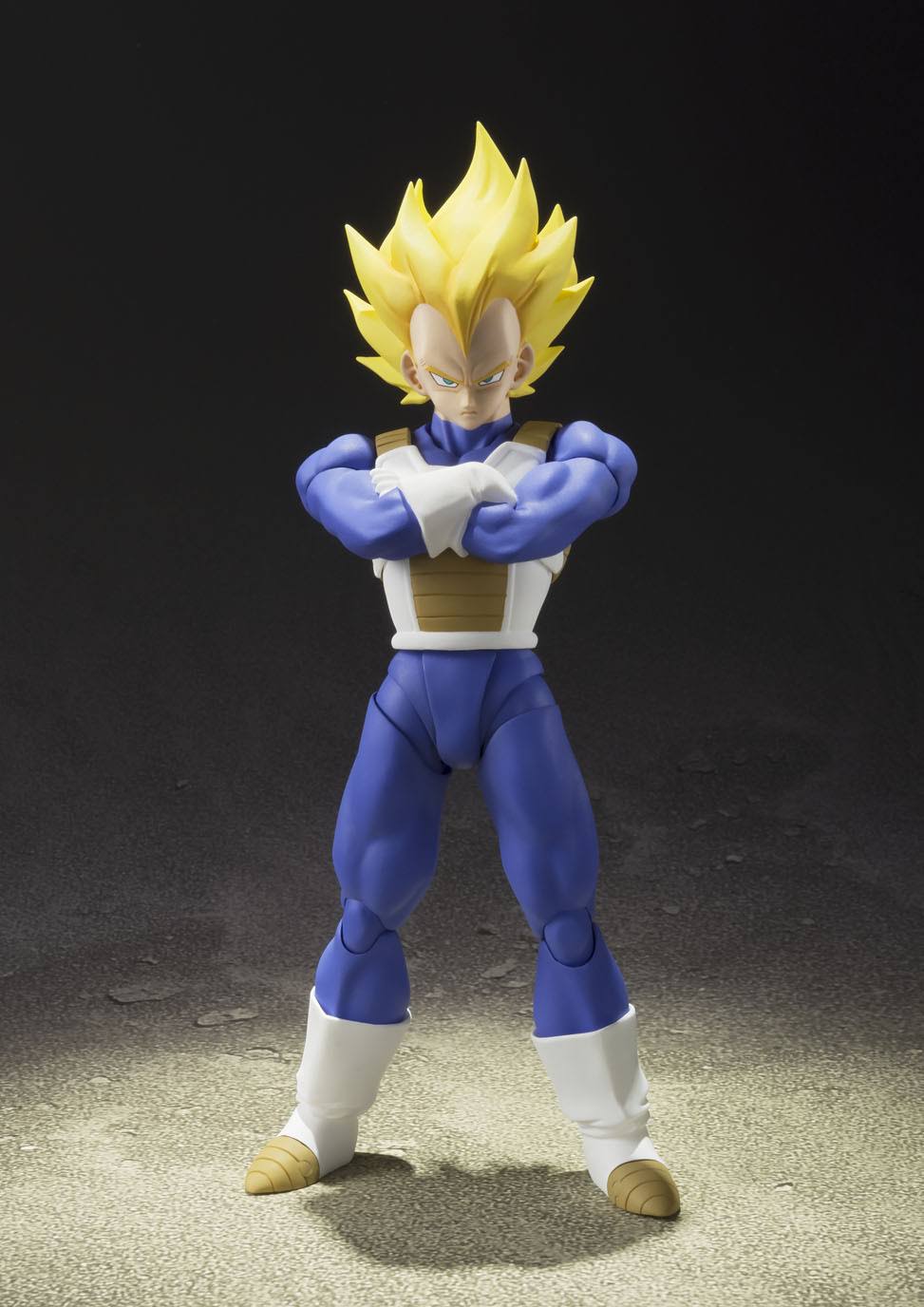 Dragon Ball Z: Super Saiyan Vegeta S.H.Figuarts Action Figure