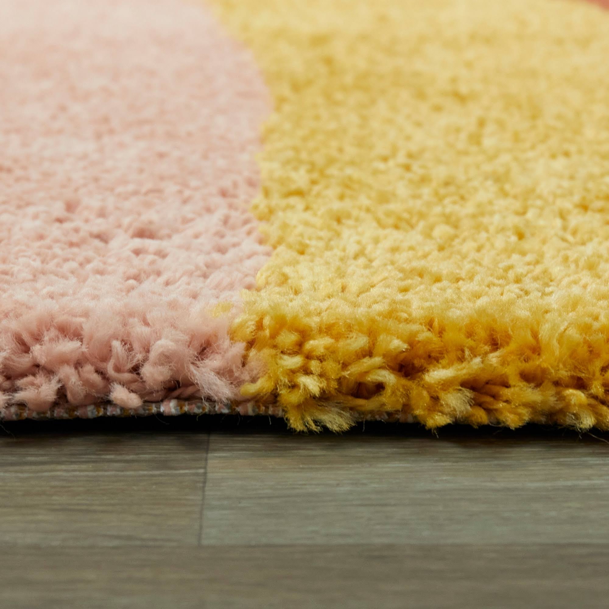 BALTA Amelia Rainbow Shag White 5 ft x 7 ft Area Rug