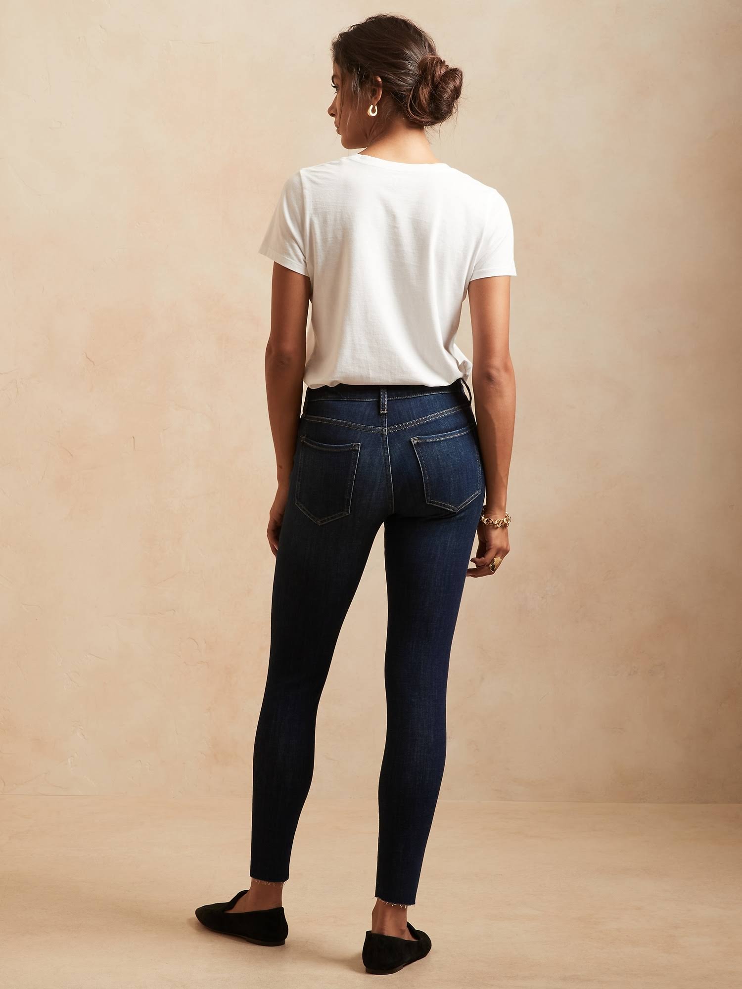 Banana Republic Women's Mid-Rise Skinny Ankle Jean with Raw Hem Dark Wash Tall Size 33 Long