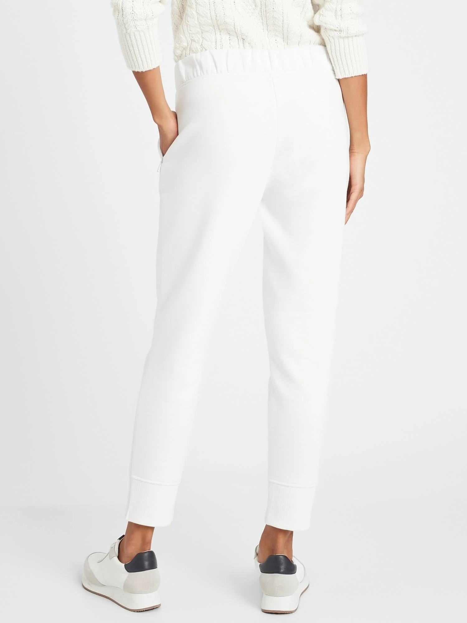 Banana Republic Women's Cozy Fleece Commuter Jogger Almond Beige Size XL