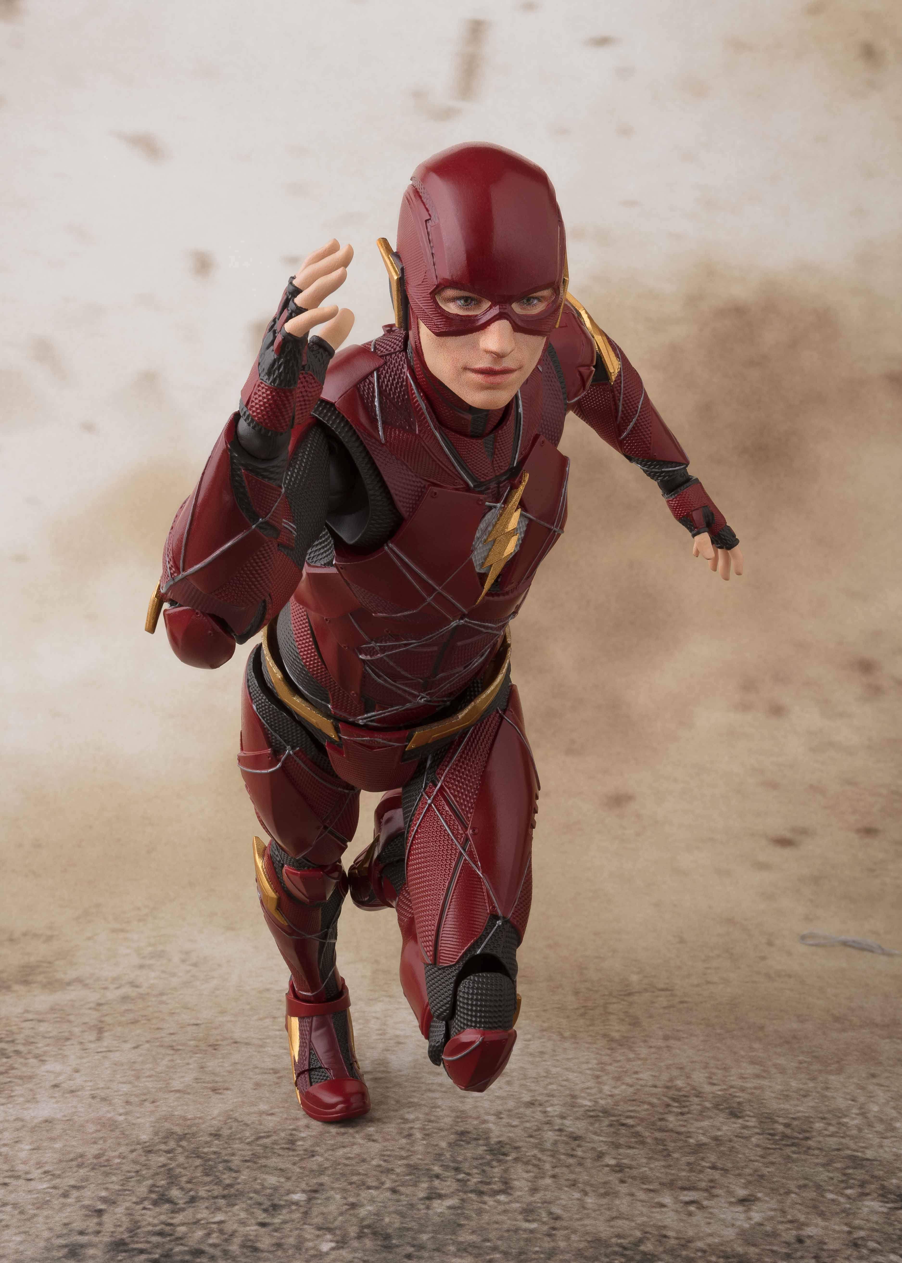 Justice League: Flash S.H.Figuarts Action Figure