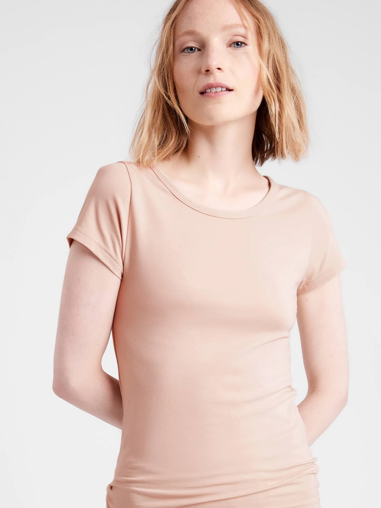 Banana Republic Women's Essential Layering T-Shirt Hue 120 Size S