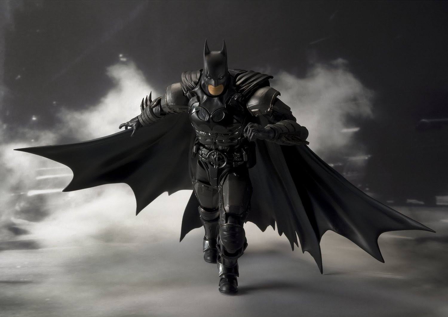 Injustice: Gods Among US - Batman S.H. Figuarts Action Figure