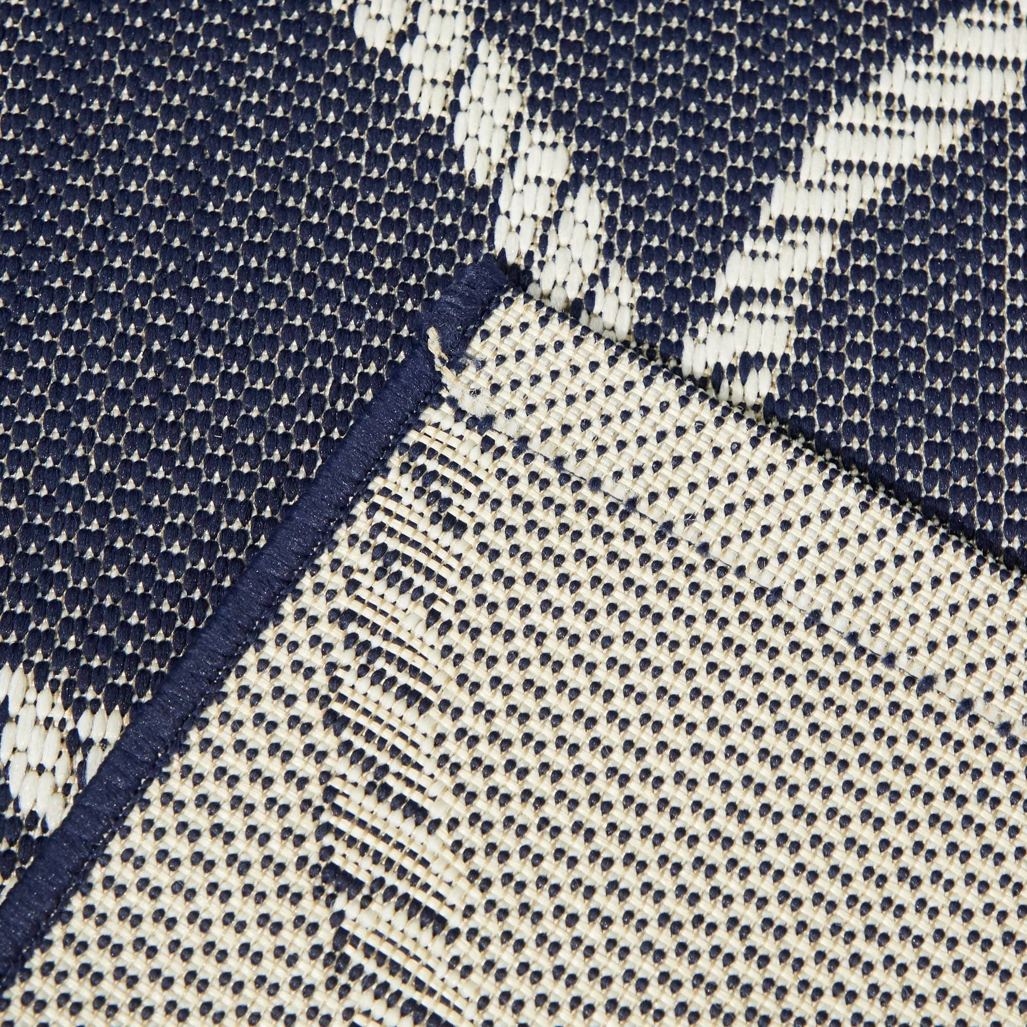 Murphy Nautical Medallion Indoor/Outdoor Area Rug - 5&3x22 x 7& - Navy