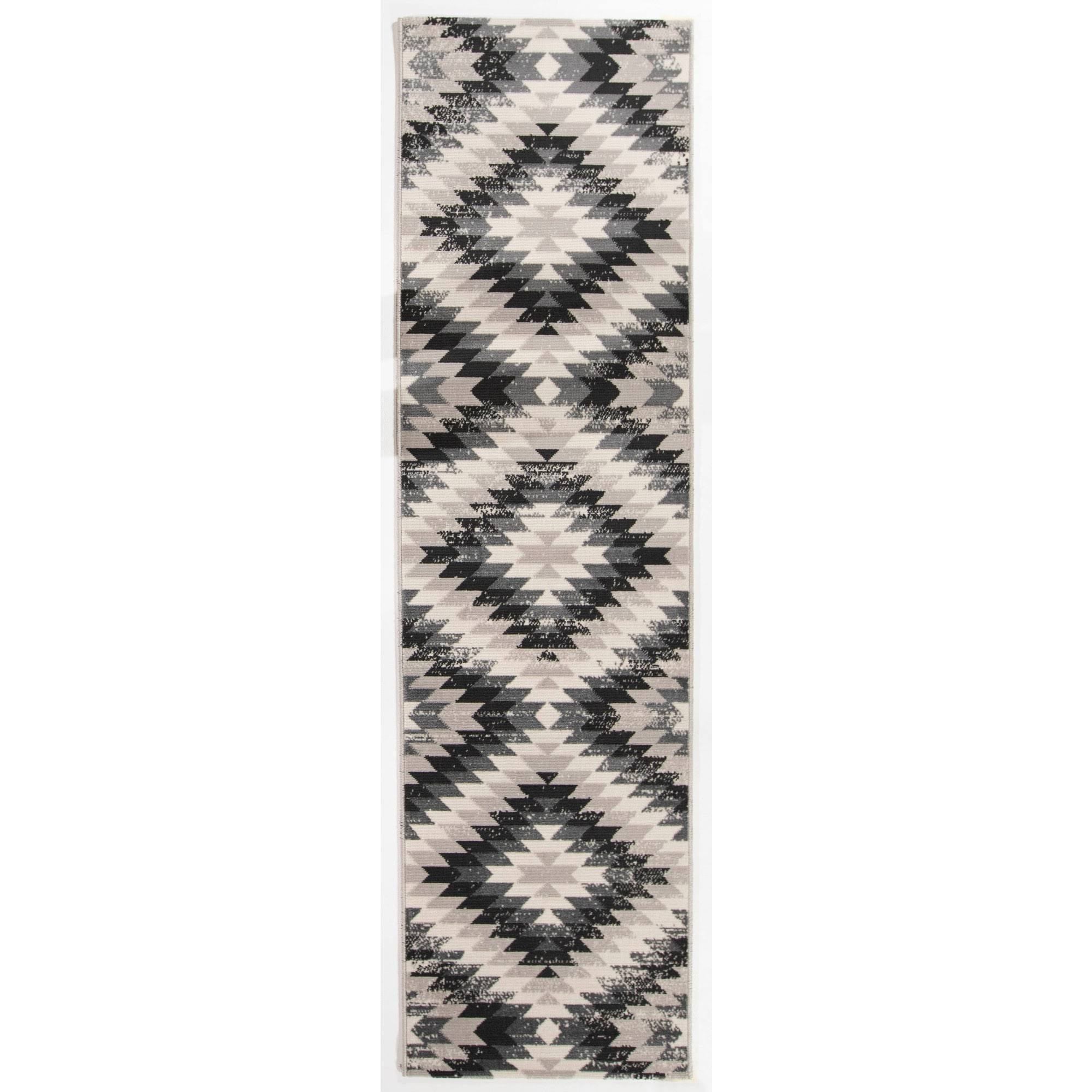 Josefa Diamond Indoor/Outdoor Area Rug - 7&10x22 x 10& - Black