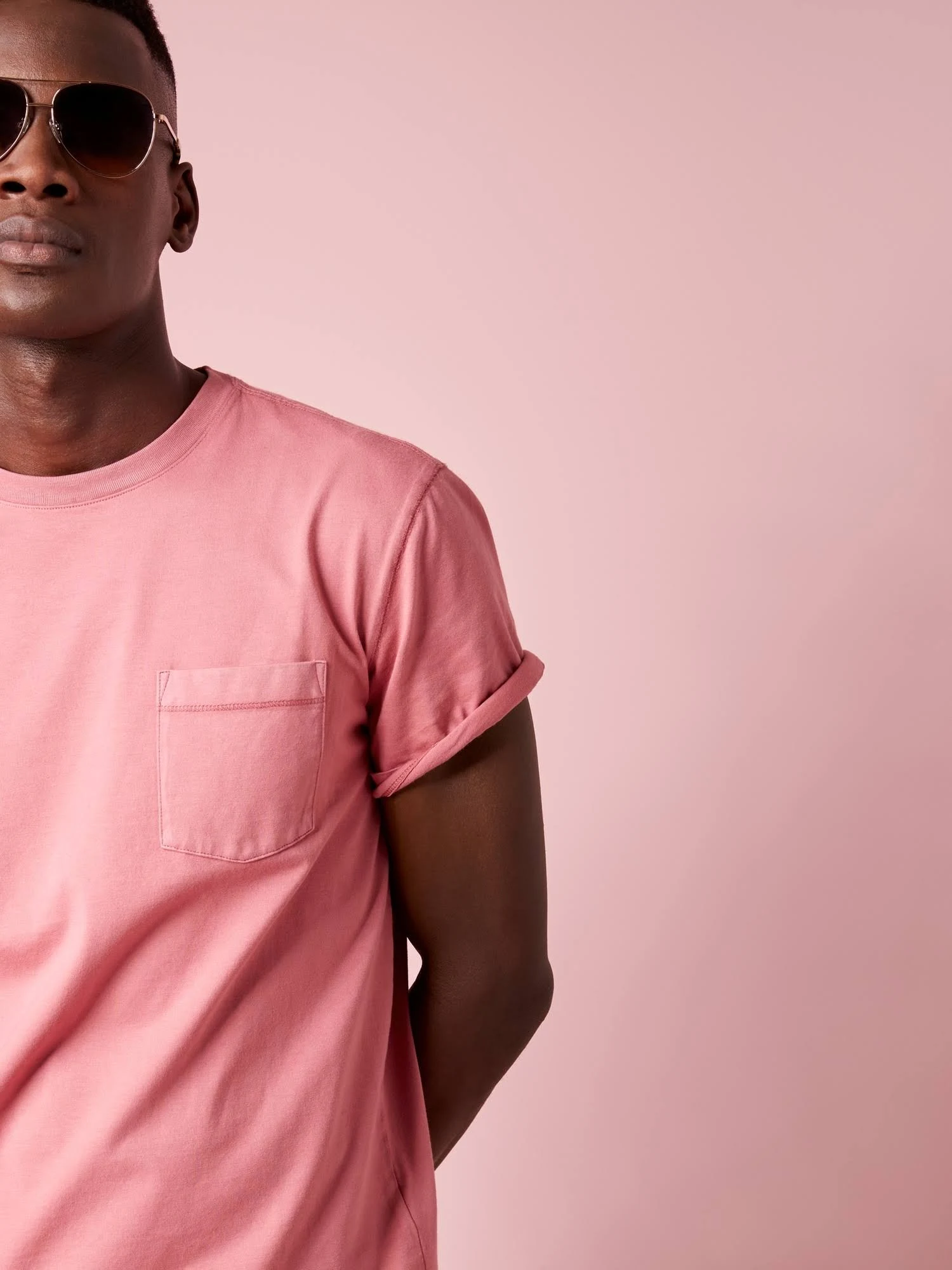 Banana Republic Men's Authentic Supima Crew-Neck T-Shirt Raspberry Sorbet Size S