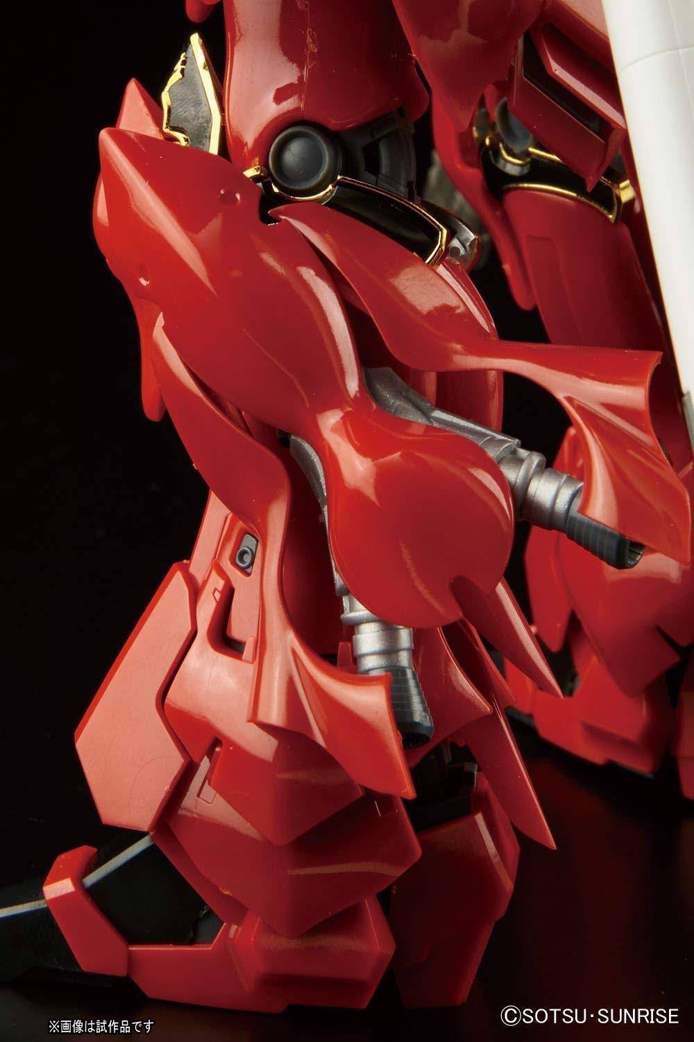 Bandai Gundam RG 1/144 MSN-06S Sinanju