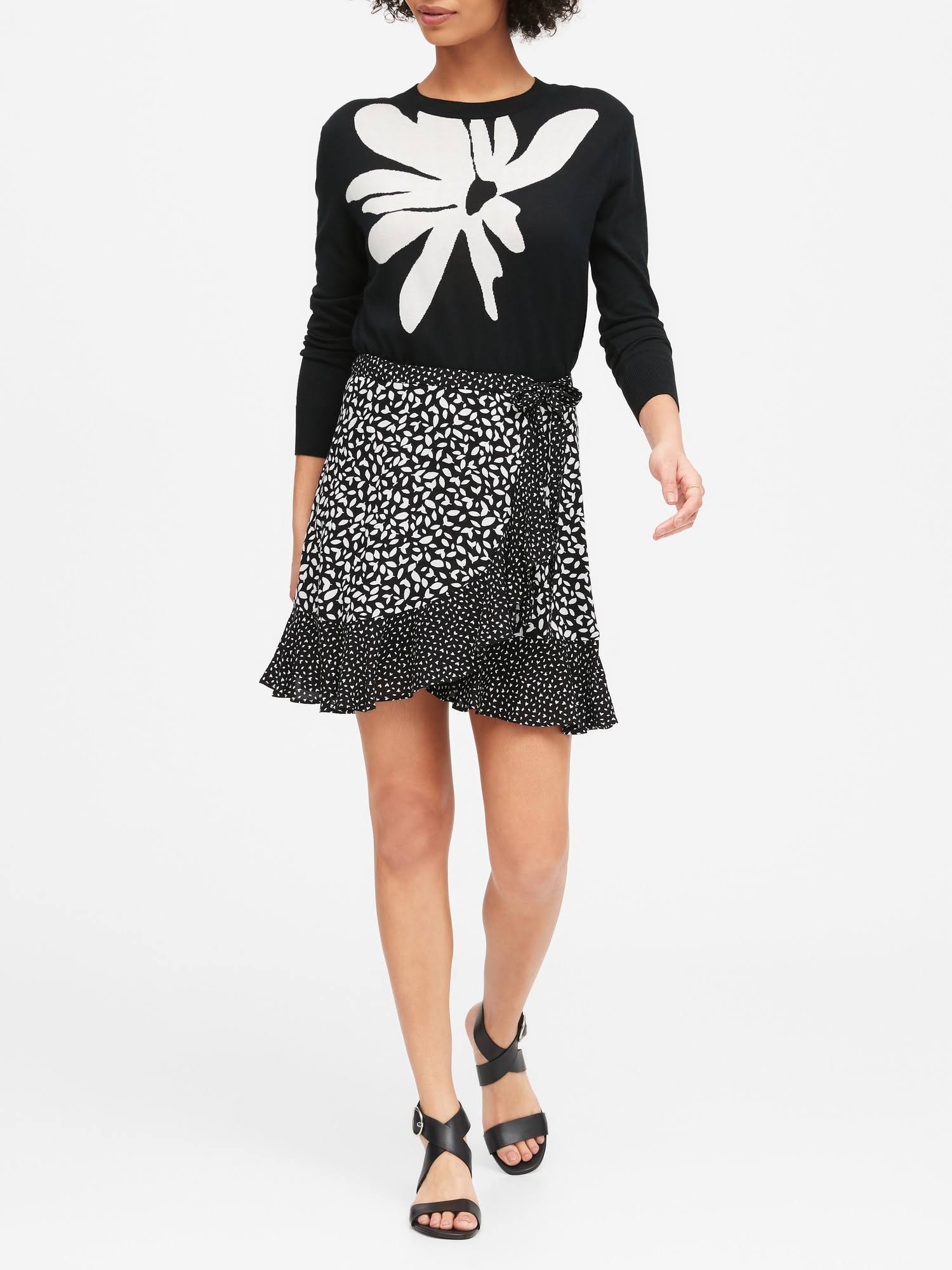 Banana Republic Women's Ruffle Wrap Mini Skirt Black Floral Size 12