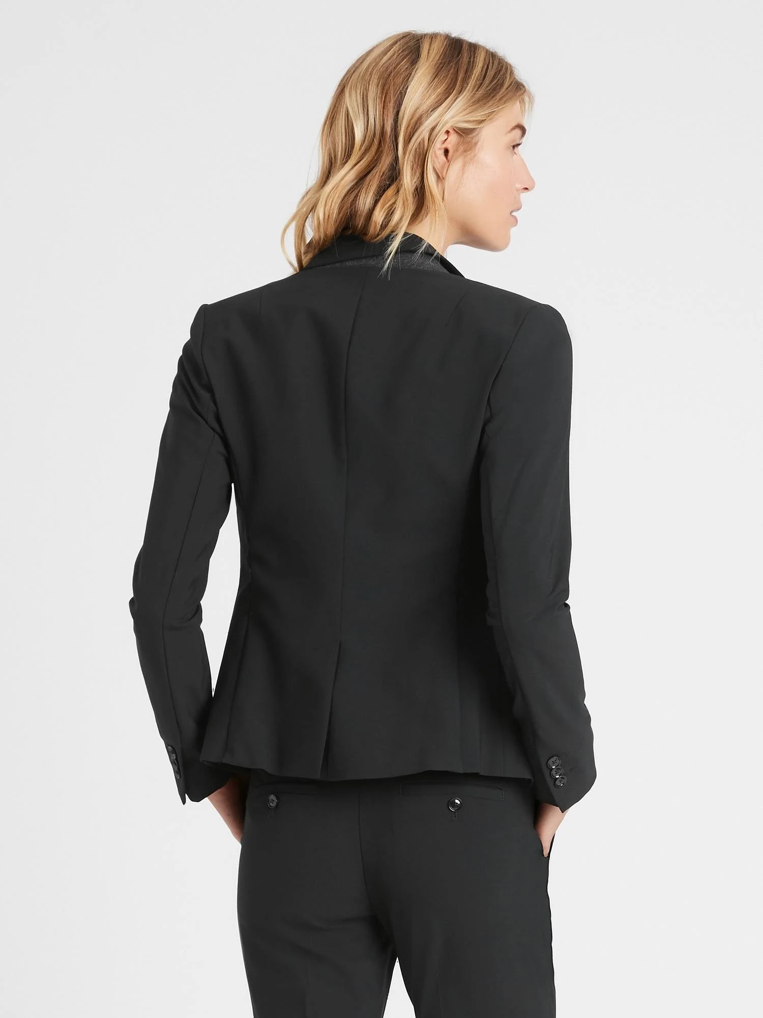 Banana Republic Women's Classic-Fit Washable Italian Wool-Blend Blazer Black Tall Size 2