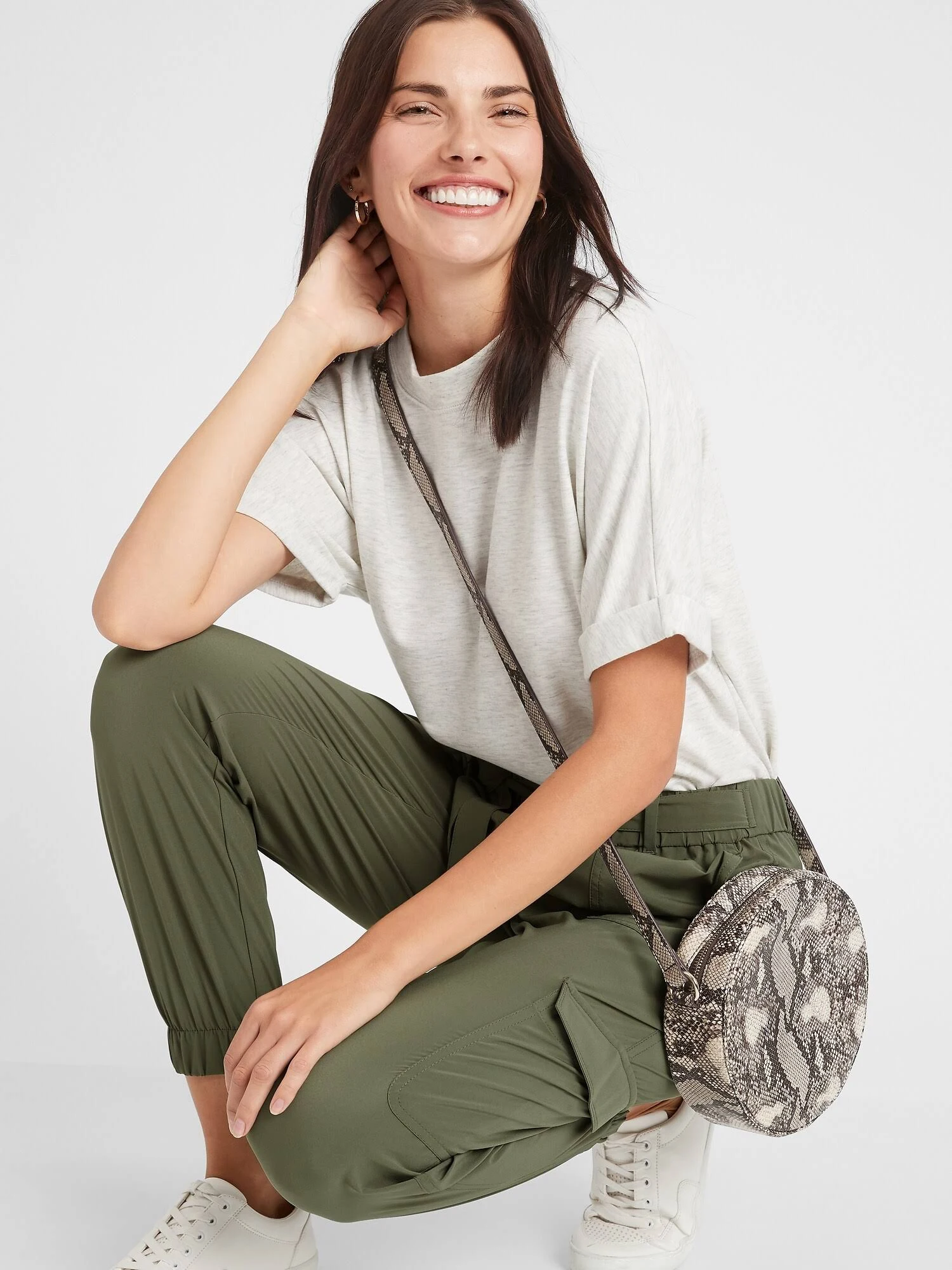 Women's Tie-Waist Cargo Jogger Green