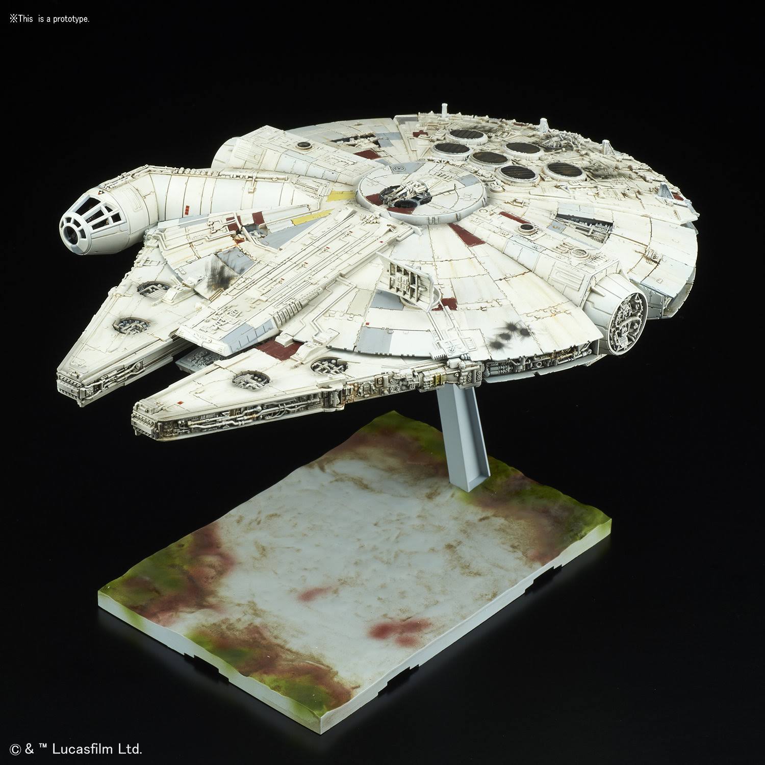 Millennium Falcon Star Wars The Last Jedi Bandai 1/144 Plastic Model