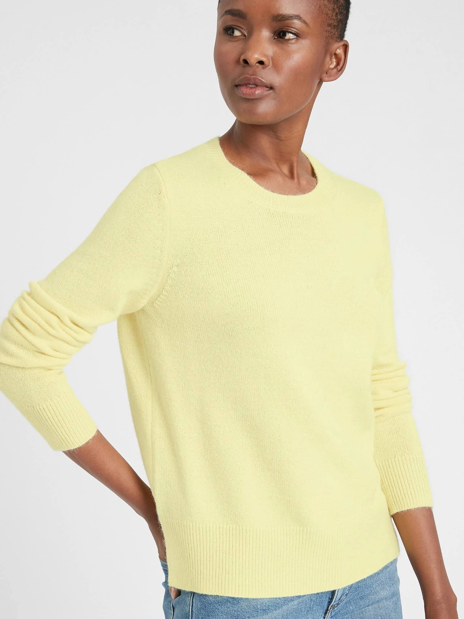 Women's Lofty Crew-Neck Sweater Lemon