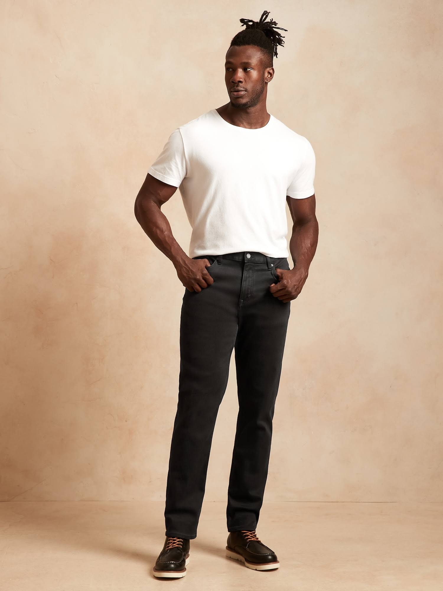Banana Republic Men's Slim Luxe Traveler Black Jean True Black Size 30W 32L