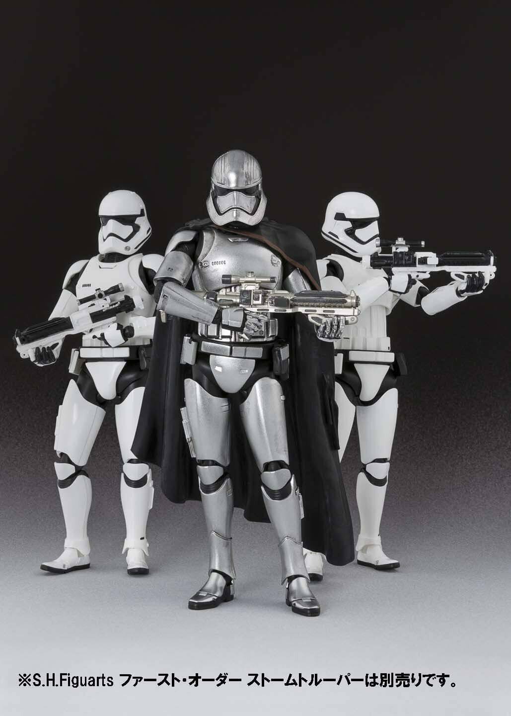 S.H.Figuarts Star Wars Captain Phasma 155mm PVC Figure