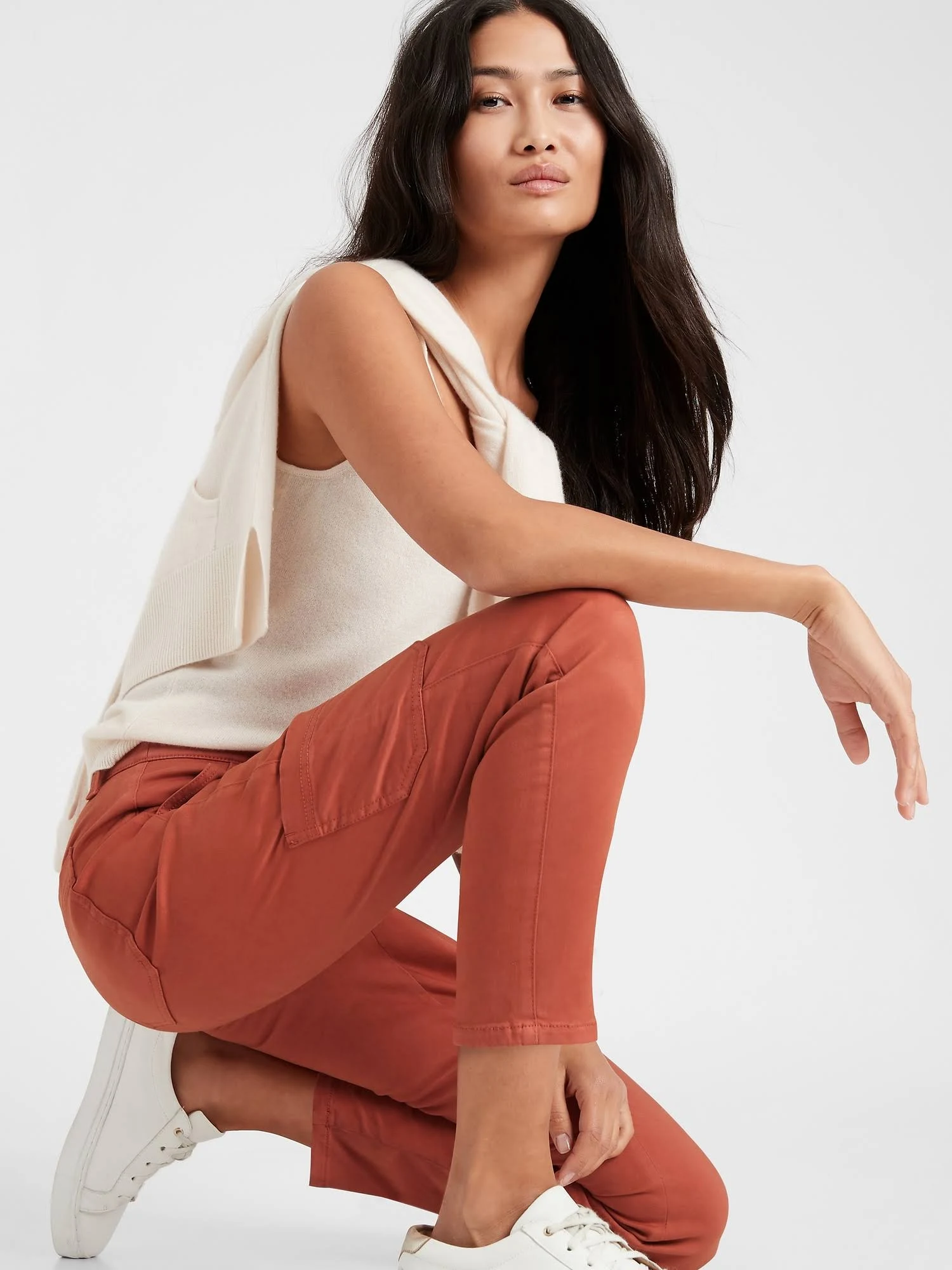 Banana Republic Women's Mid-Rise Skinny Cargo Chino Pant Copper Clay Size 14 Short