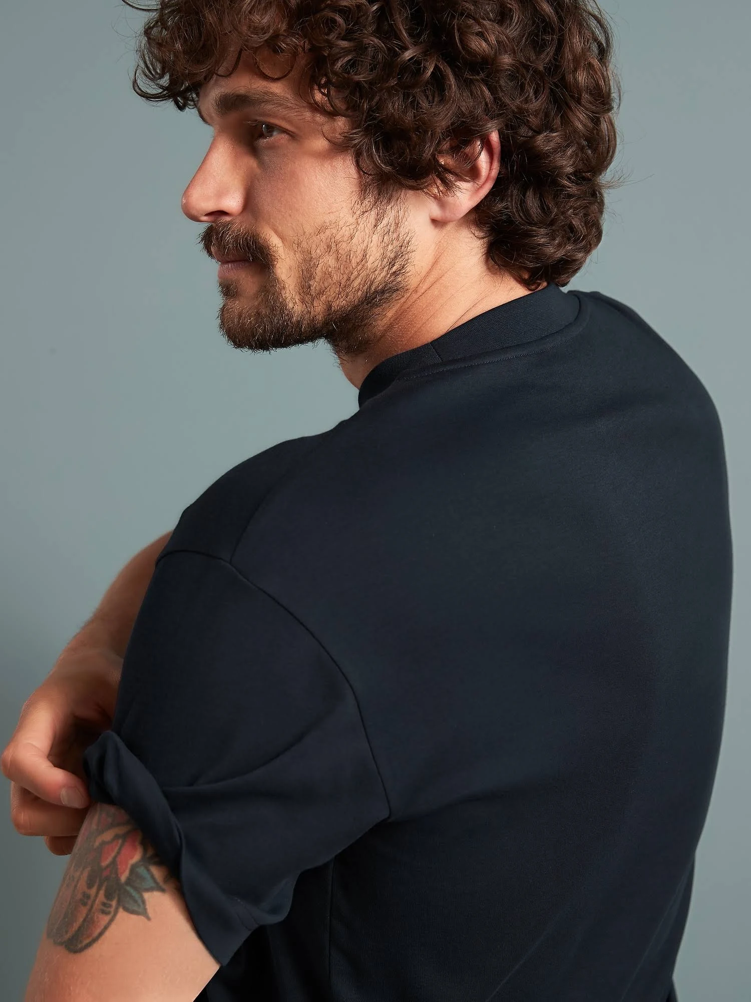 Banana Republic Men's Organic High Crew-Neck T-Shirt Navy Size S