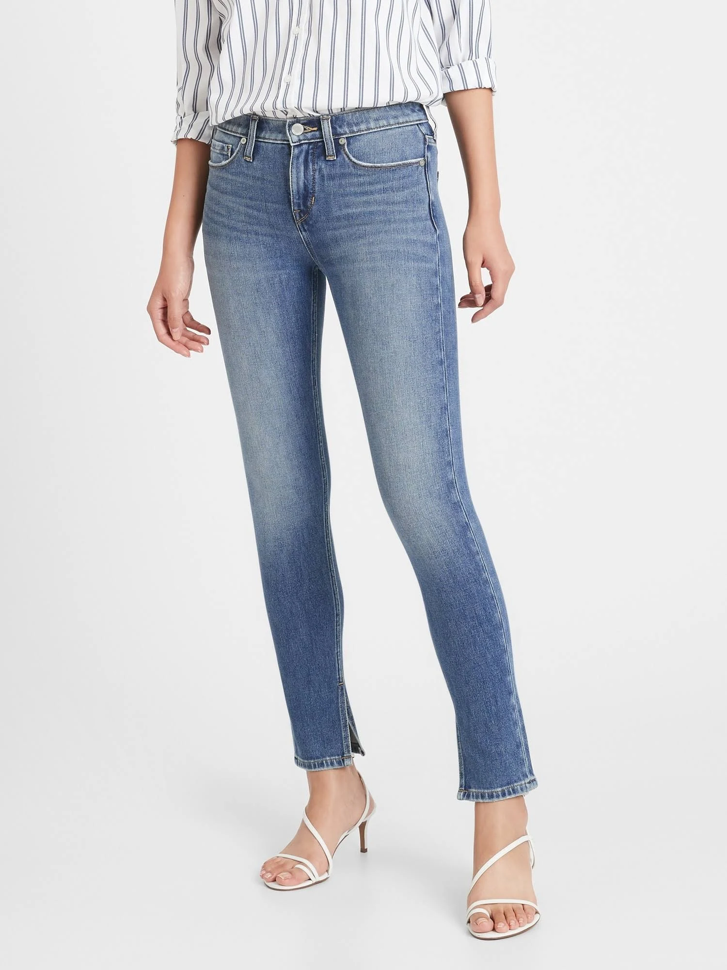 Banana Republic Women's Mid-Rise Skinny Jean with Split-Hem Medium Wash Size 25 Regular