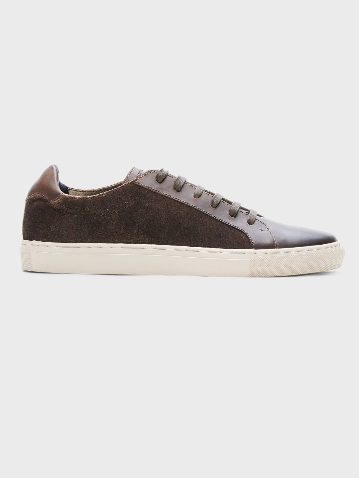 Banana Republic Men's Nicklas Suede Sneaker Brown Size 9