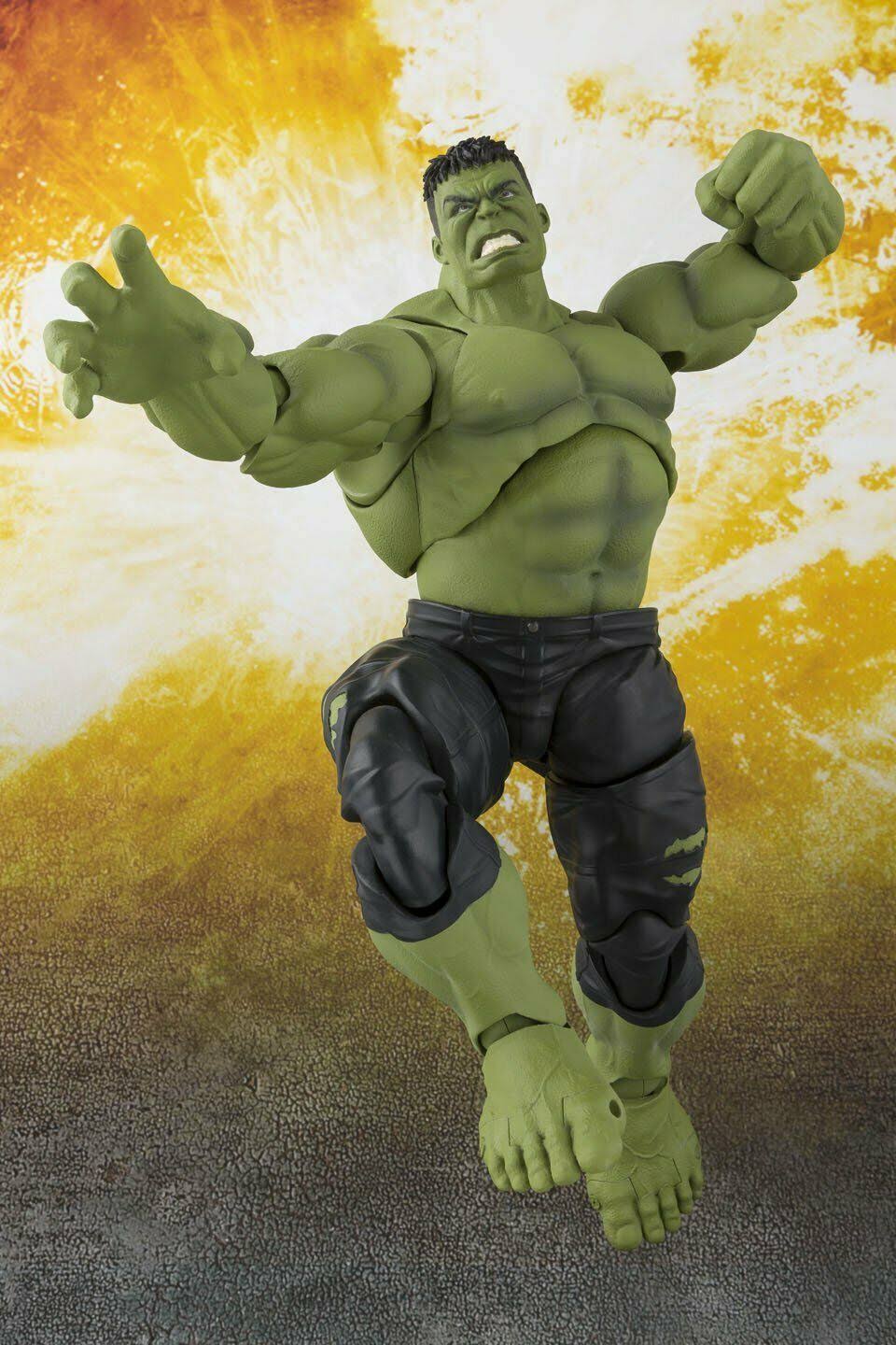 Avengers Infinity War S.H.Figuarts Action Figure - Hulk