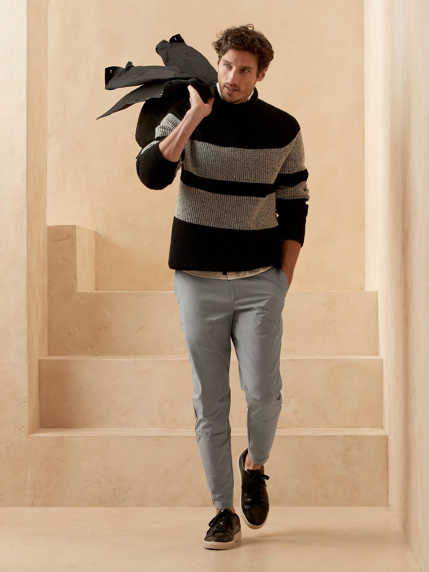 Banana Republic Men's BR Sport Motion Tech Jogger Gray Tall Size L