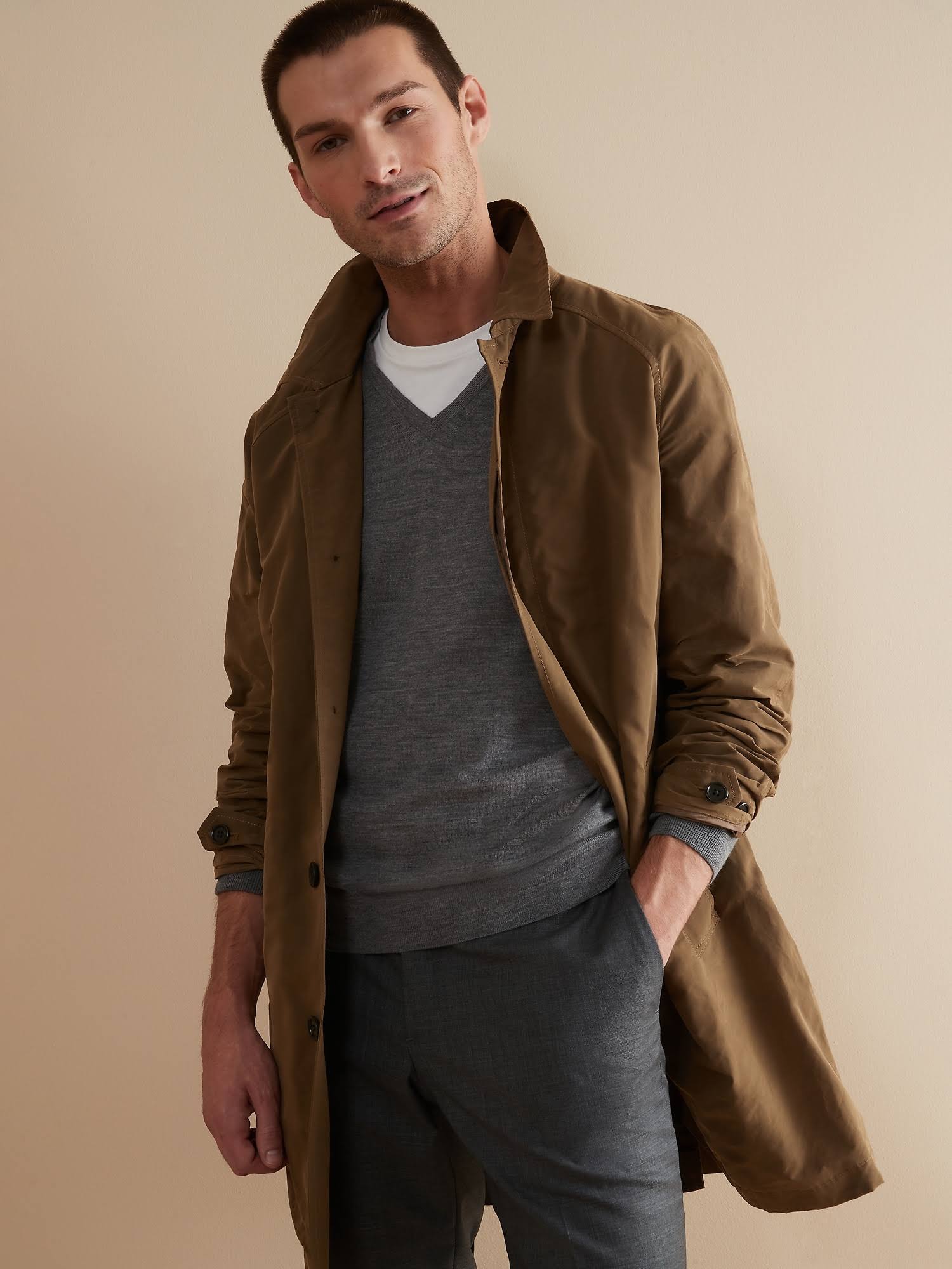 Banana Republic Men's Merino V-Neck Sweater in Responsible Wool Heather Gray Tall Size XXL